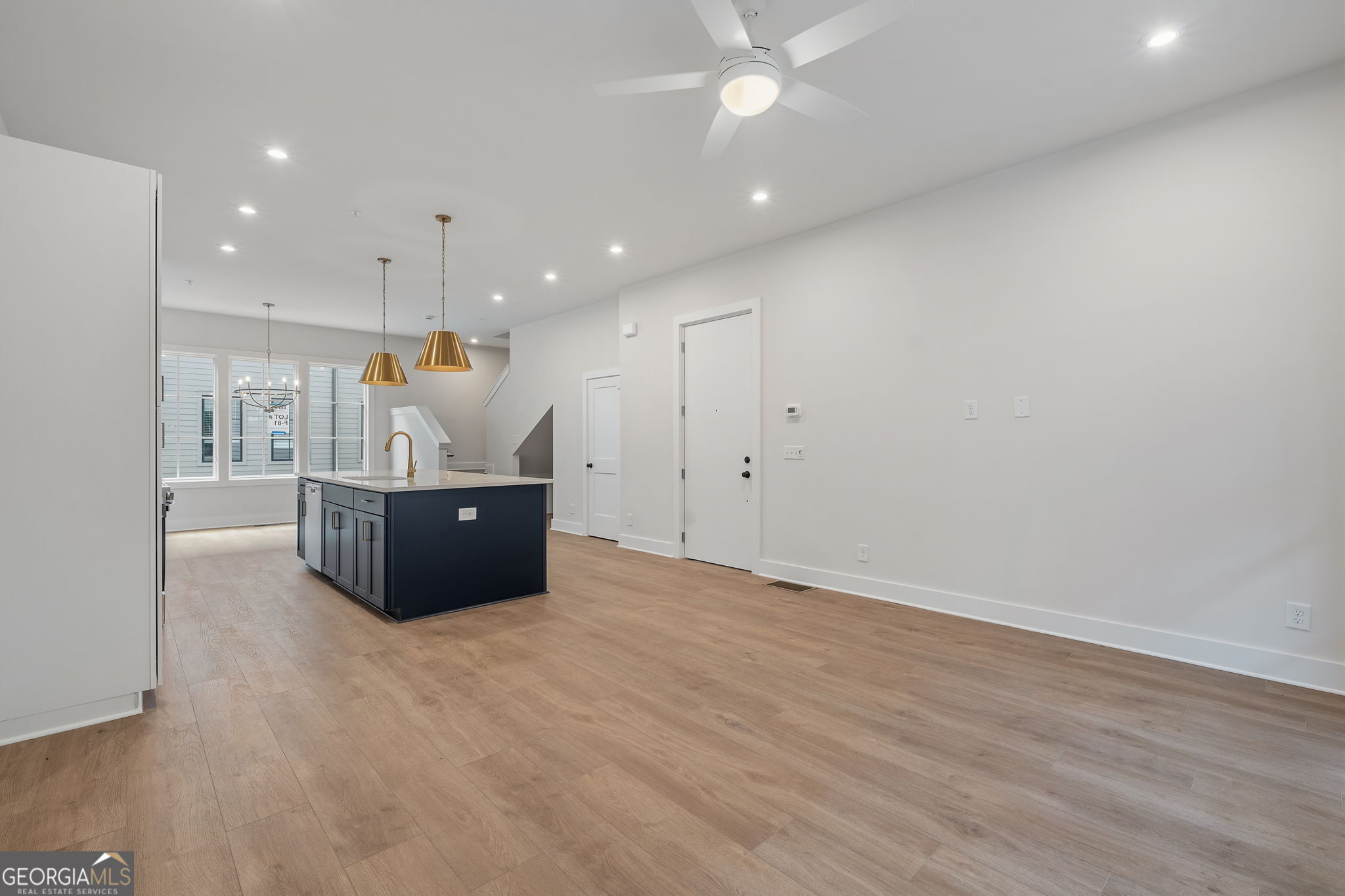 922 Hughley CIR 8