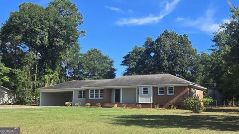 616 E 23rd AVE Cordele GA 31015