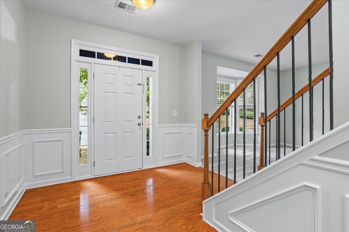 10 Lakeshore Parkway