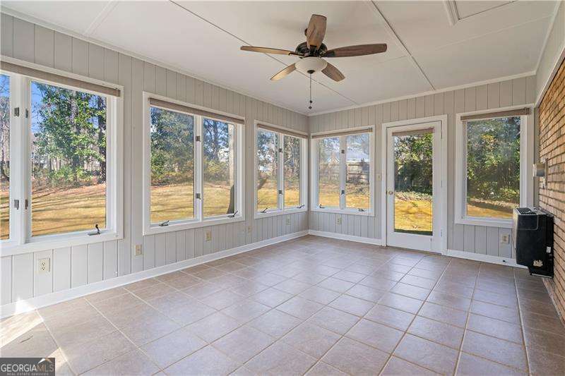 Roswell, Georgia 30075, United States, 3 Bedrooms Bedrooms, ,3 BathroomsBathrooms,Residential,Pending,699