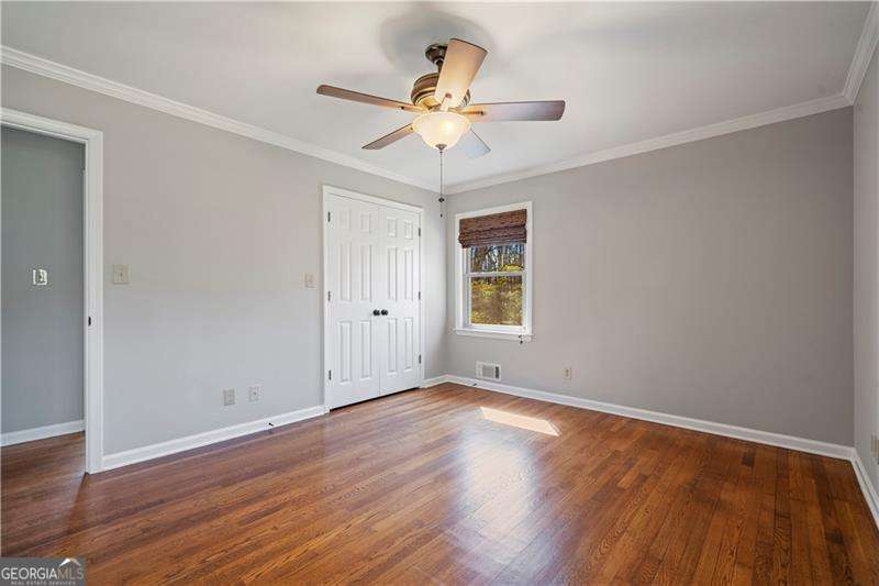 Roswell, Georgia 30075, United States, 3 Bedrooms Bedrooms, ,3 BathroomsBathrooms,Residential,Pending,699