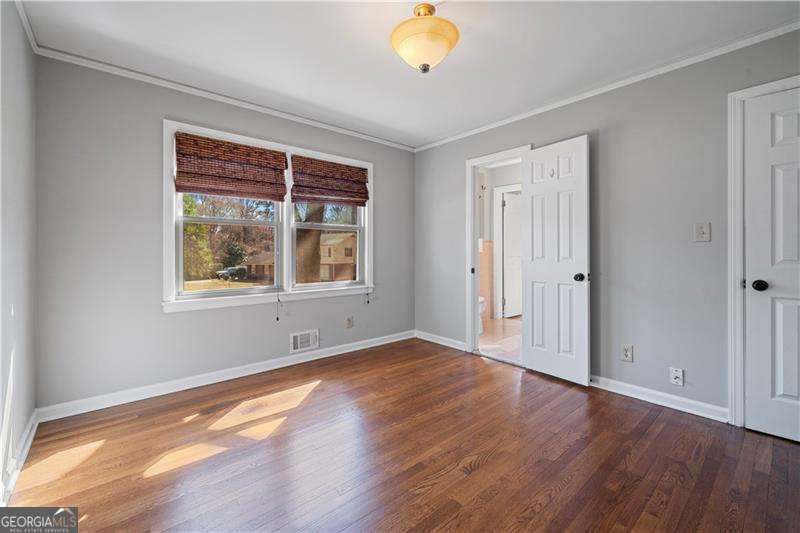 Roswell, Georgia 30075, United States, 3 Bedrooms Bedrooms, ,3 BathroomsBathrooms,Residential,Pending,699