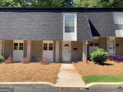 5570 Chemin De Vie Atlanta GA 30342