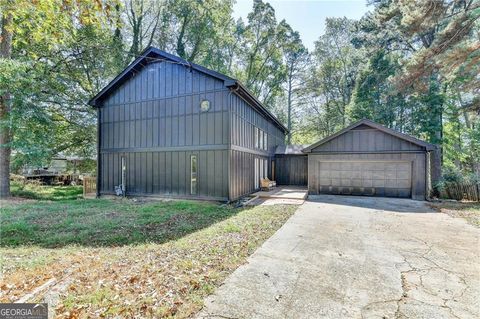 2820 Bluebird CIR Duluth GA 30096