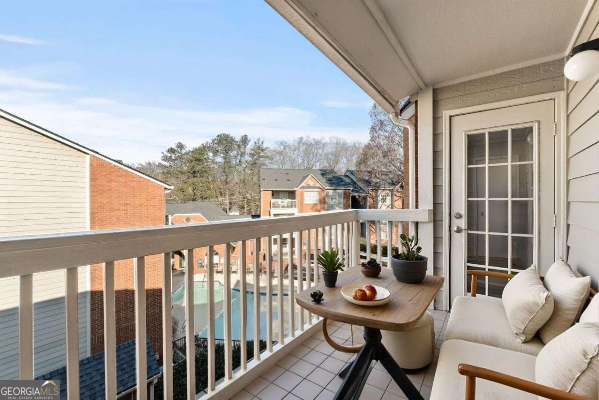 3086 Chastain Park CT NE