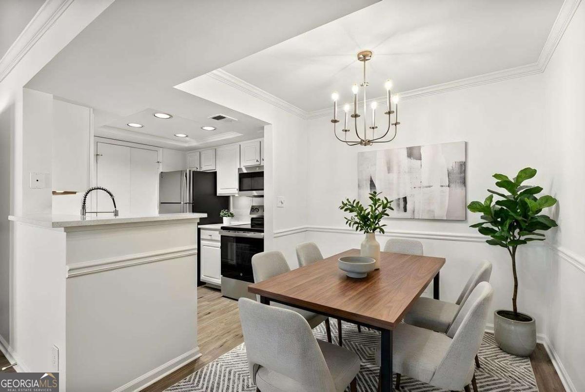 3086 Chastain Park CT NE