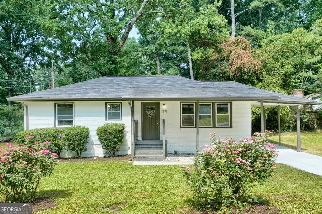 1371 Varner Road