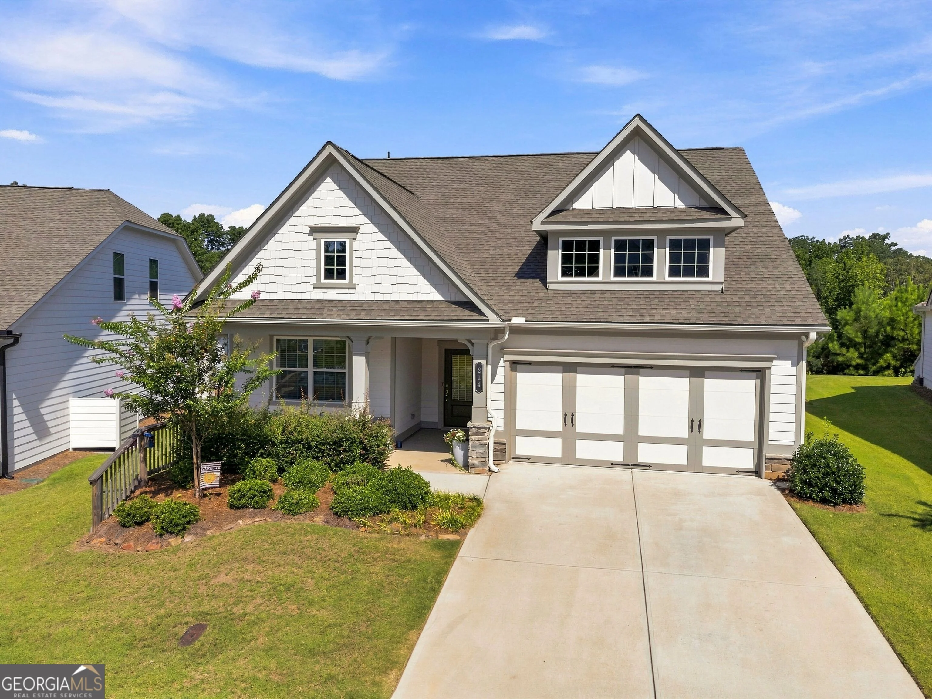 214 Hickory Bluffs Parkway