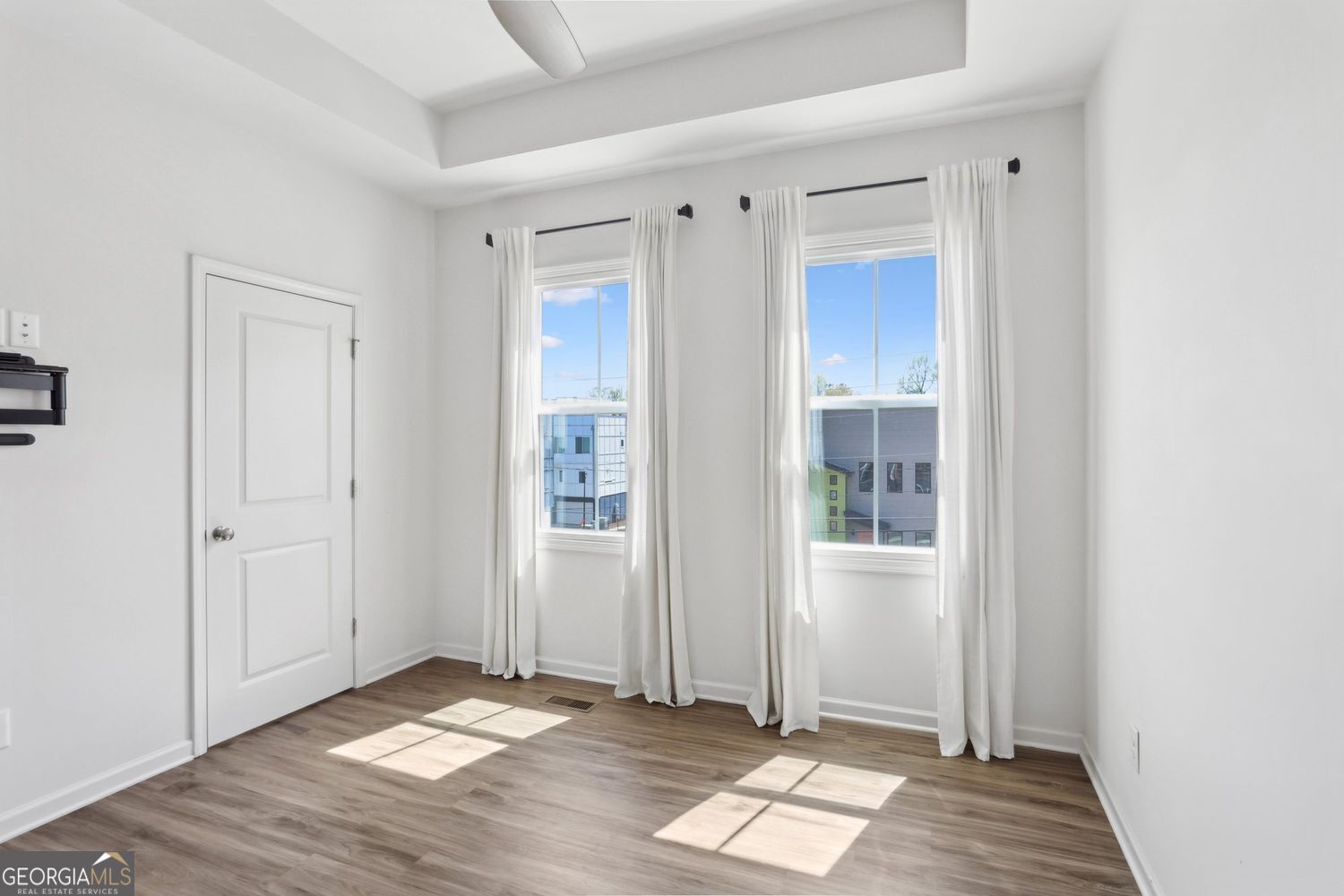 Atlanta, Georgia 30317, United States, 3 Bedrooms Bedrooms, ,3 BathroomsBathrooms,Residential,Pending,100808