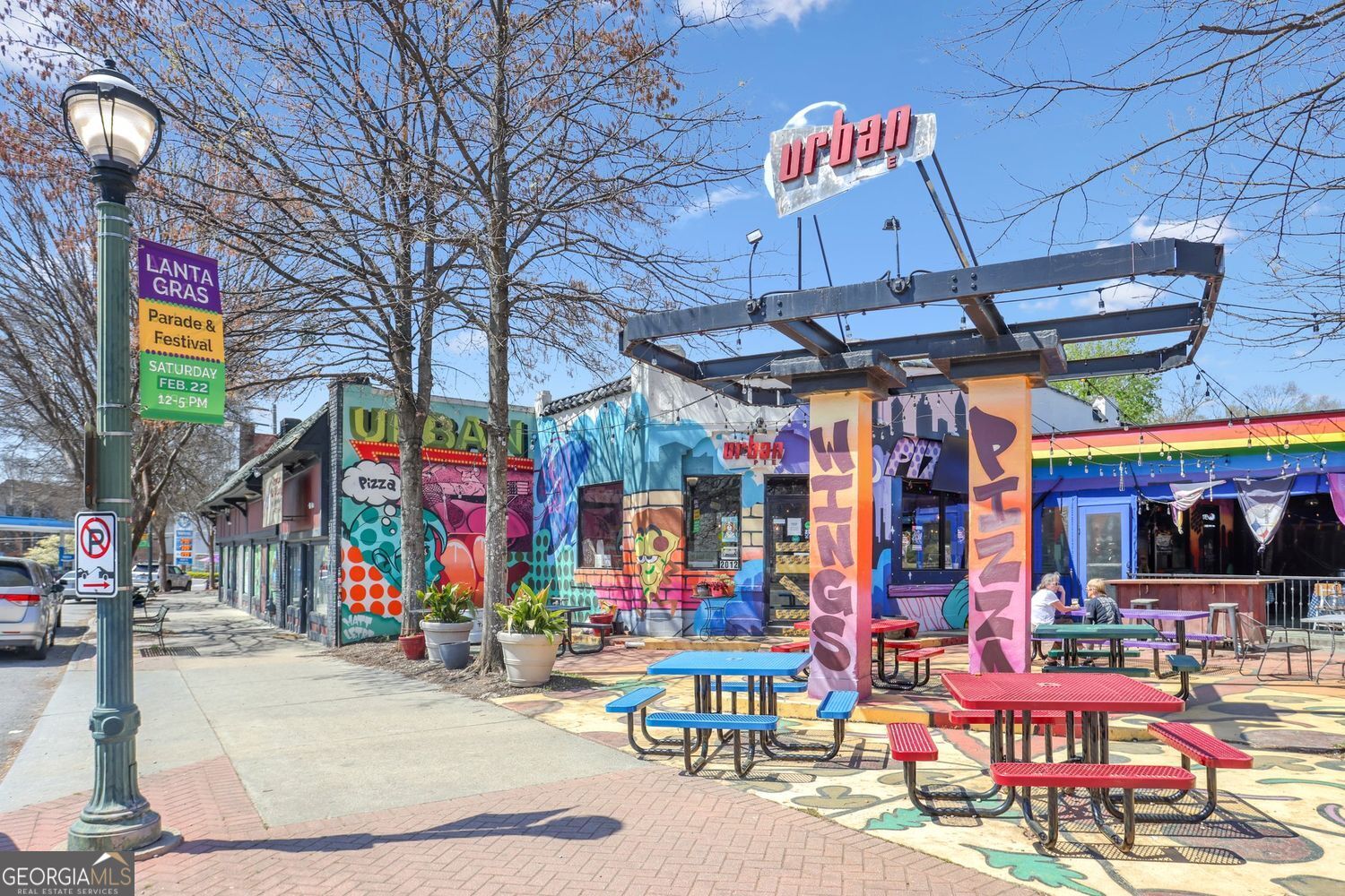 Atlanta, Georgia 30317, United States, 3 Bedrooms Bedrooms, ,3 BathroomsBathrooms,Residential,Pending,100808