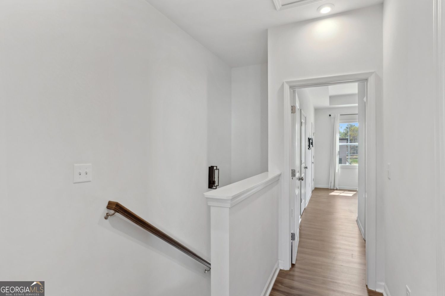 Atlanta, Georgia 30317, United States, 3 Bedrooms Bedrooms, ,3 BathroomsBathrooms,Residential,Pending,100808