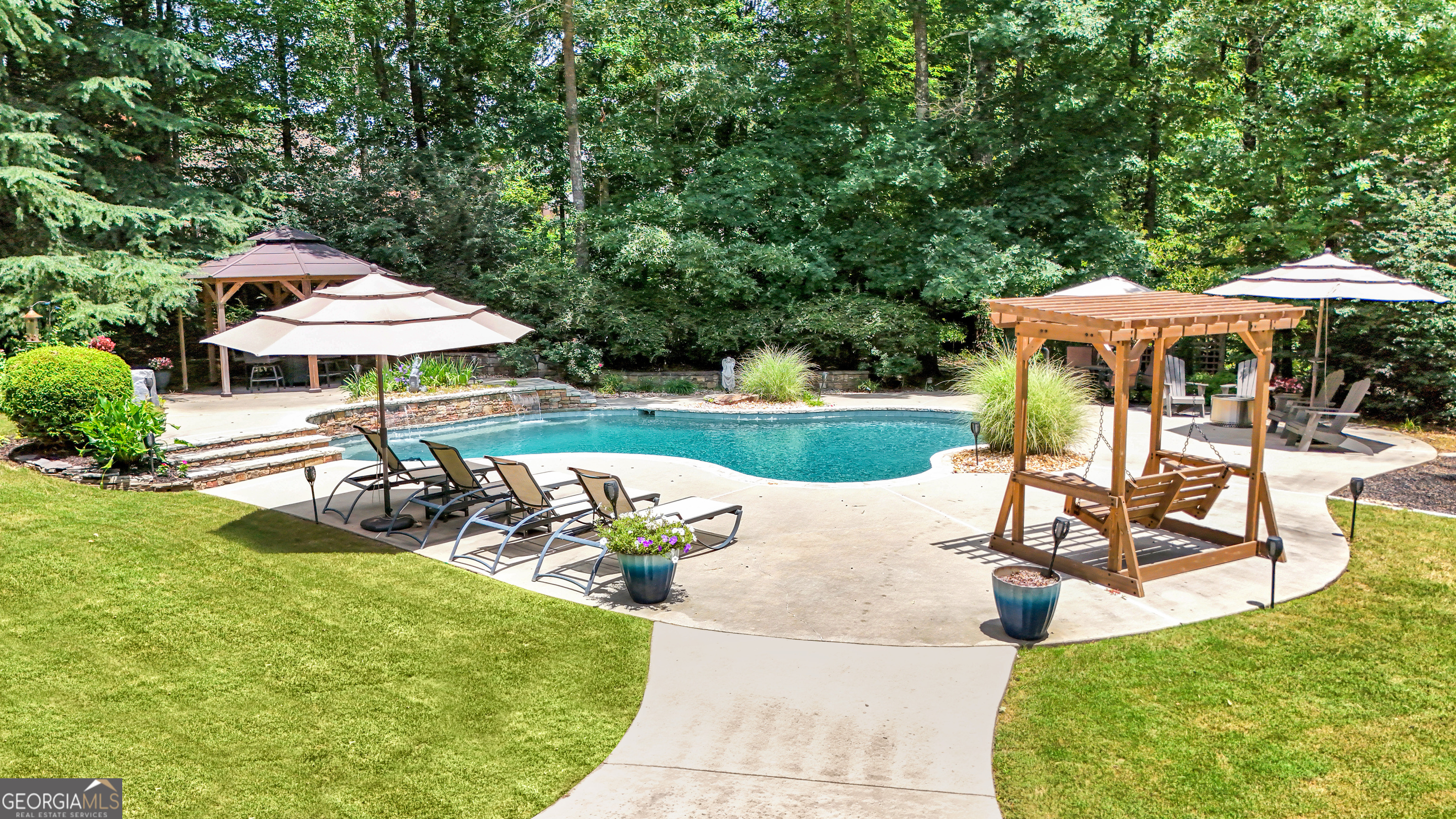 1700 Winding Creek CIR