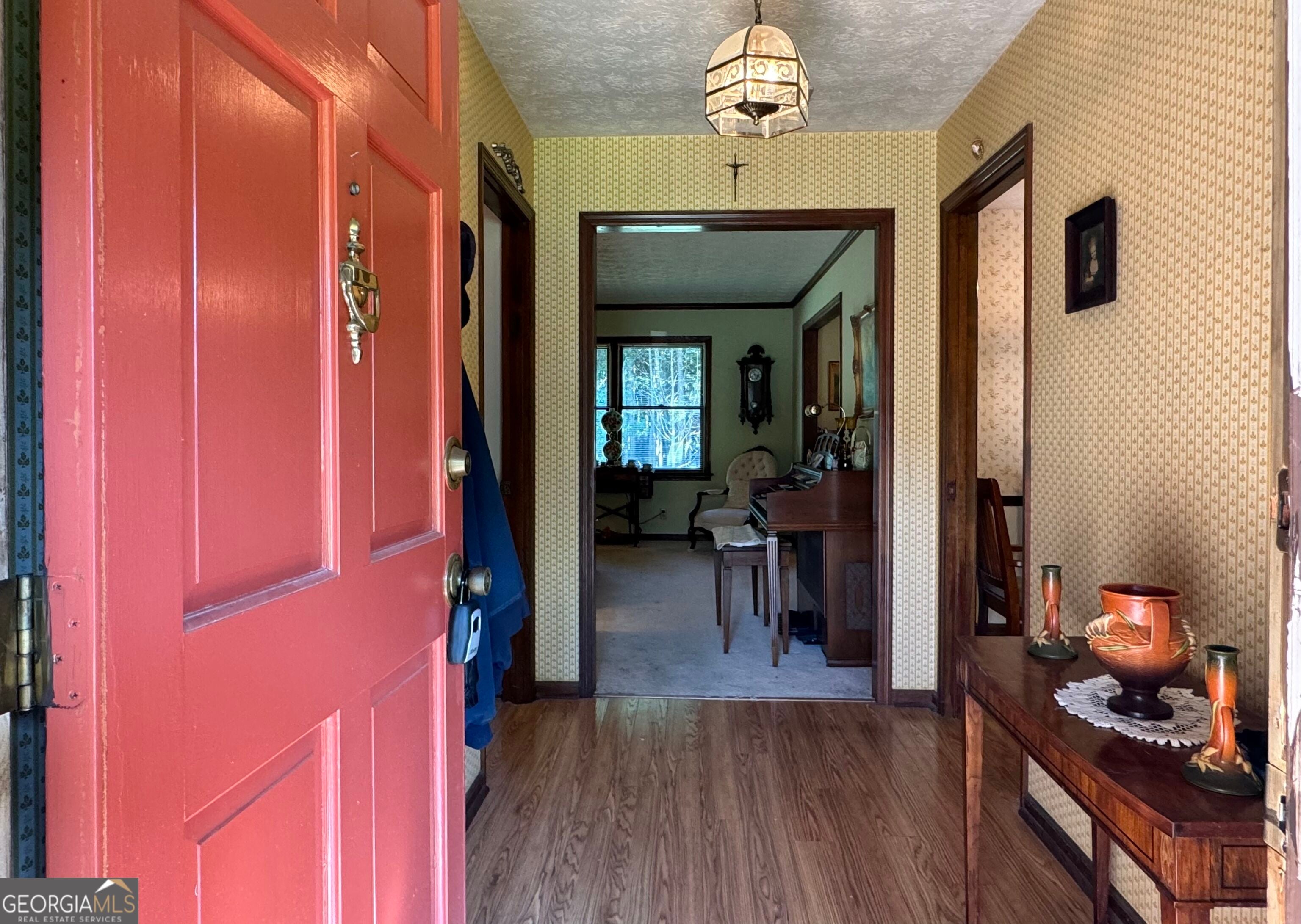 2032 Merle DR - Photo 3