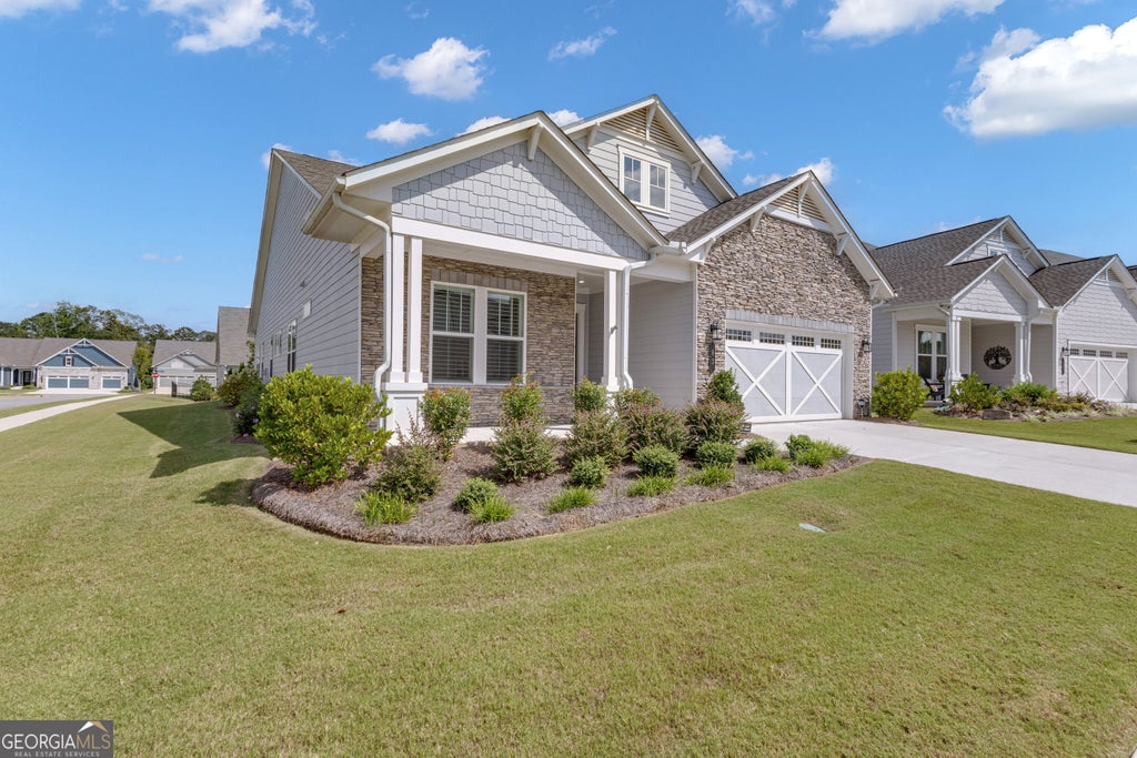 Photo of 93 Club Cresswind Drive, Newnan, GA 30263 (MLS # 10849339)