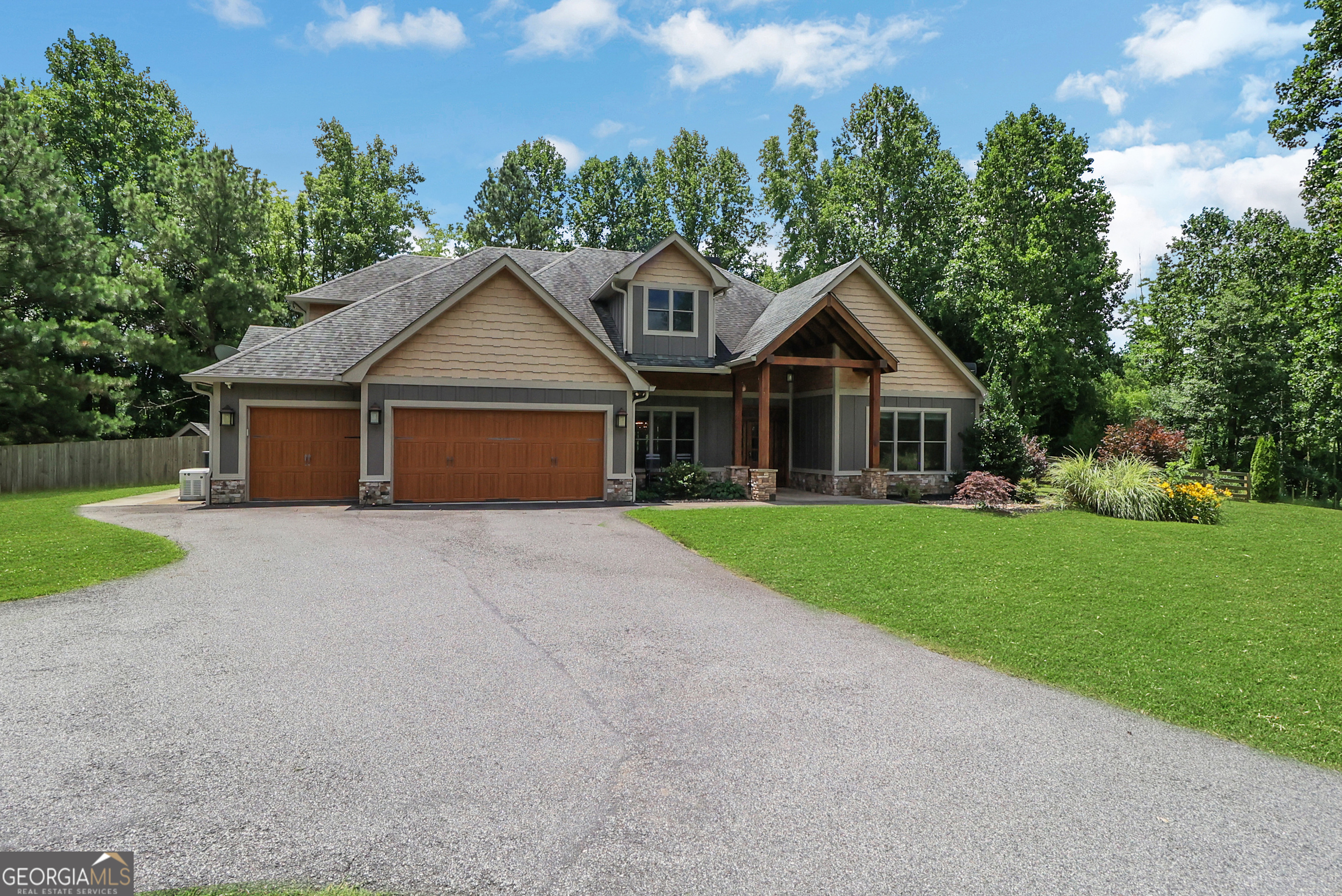 157 LAKOTA DR