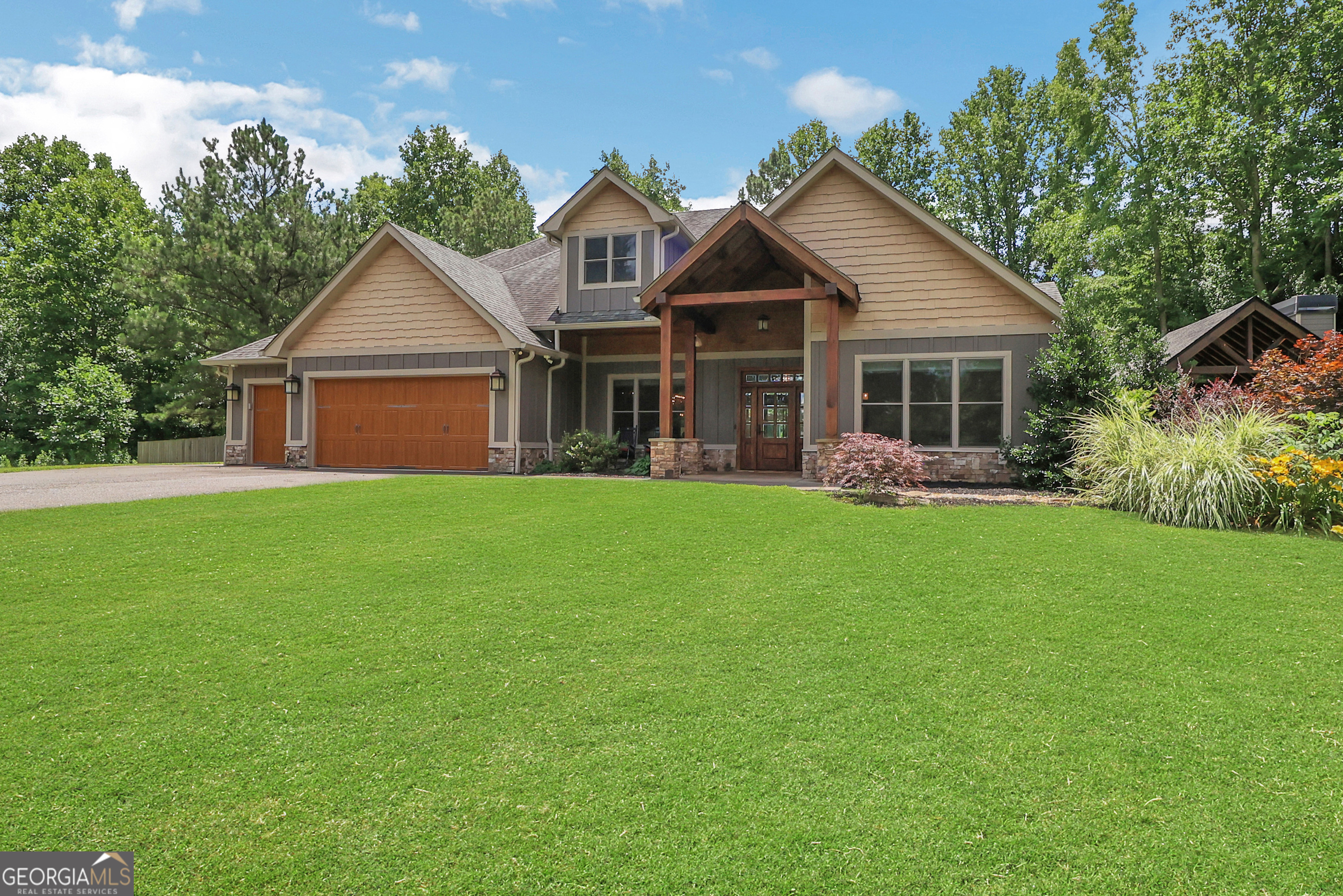 157 LAKOTA DR