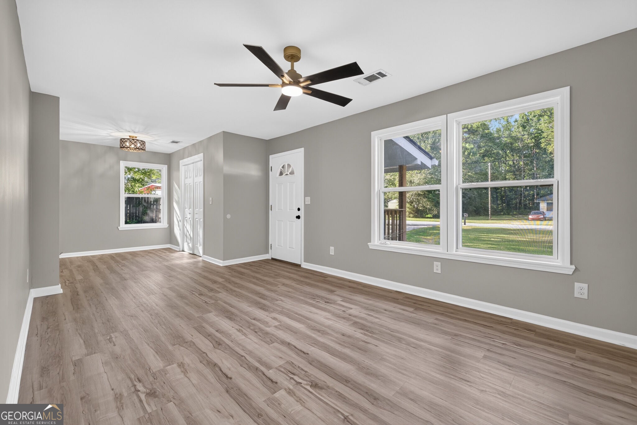 34 Pickens DR