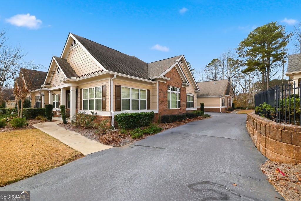 Photo of 238 Orchards Circle #238, Woodstock, GA 30188 (MLS # 10650225)