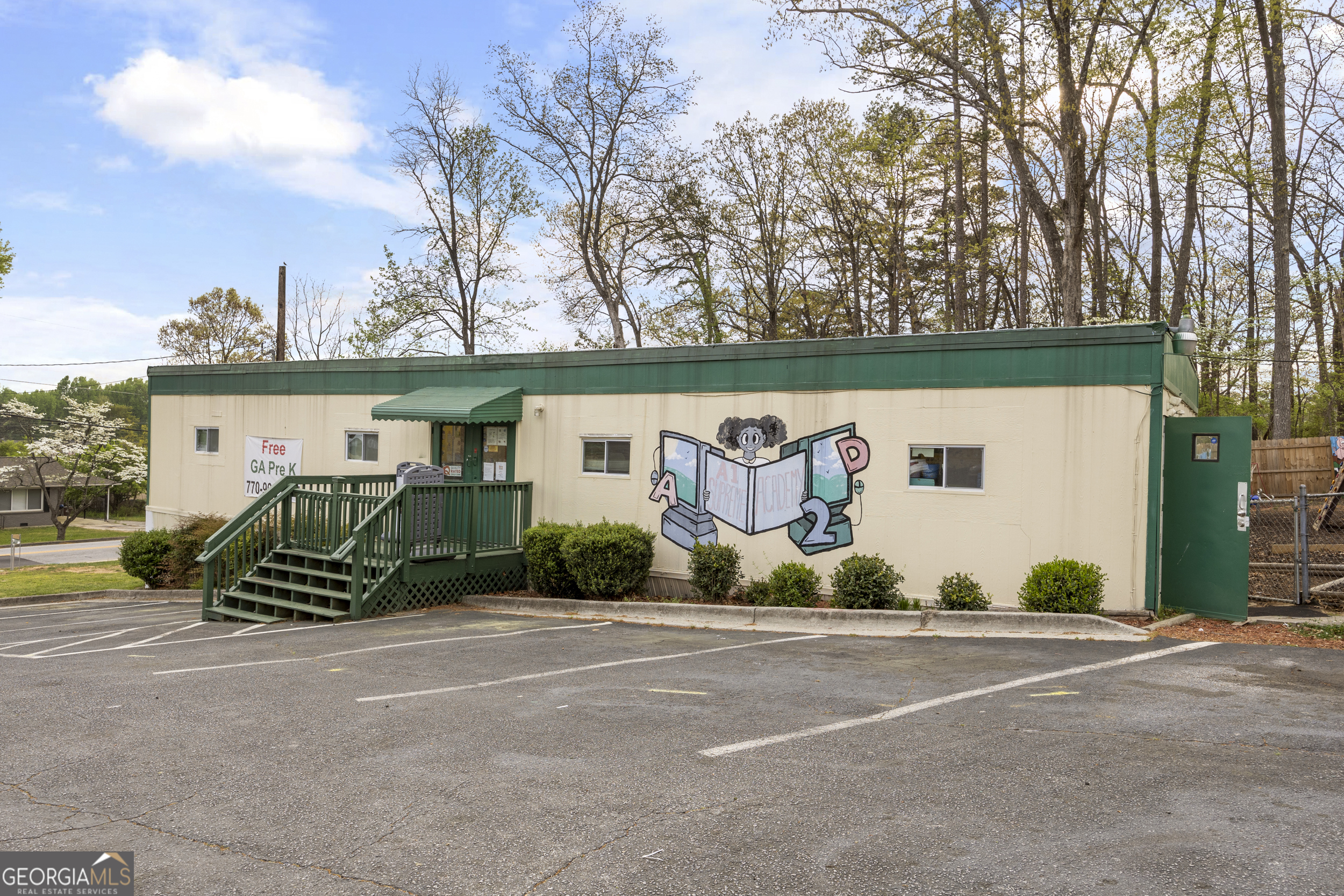 725 King RD