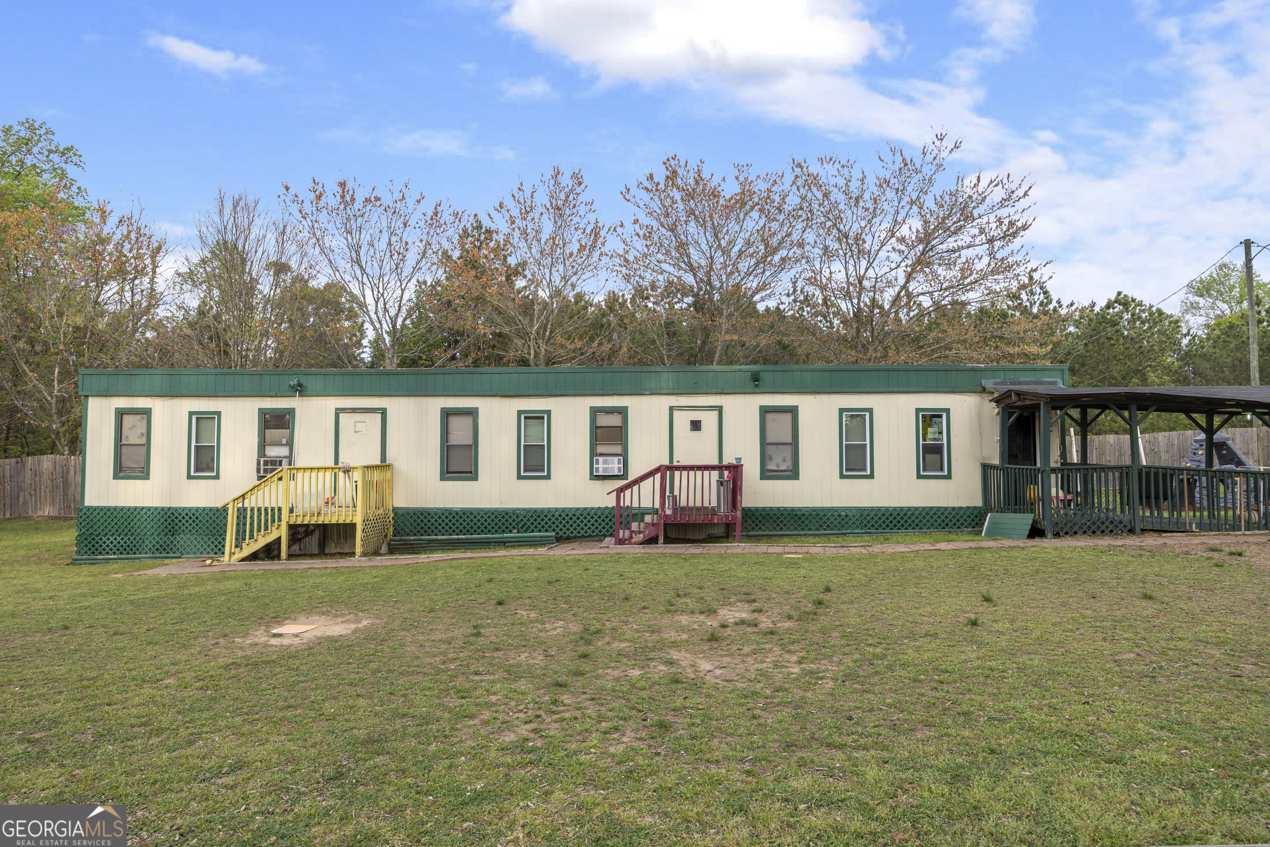 725 King RD