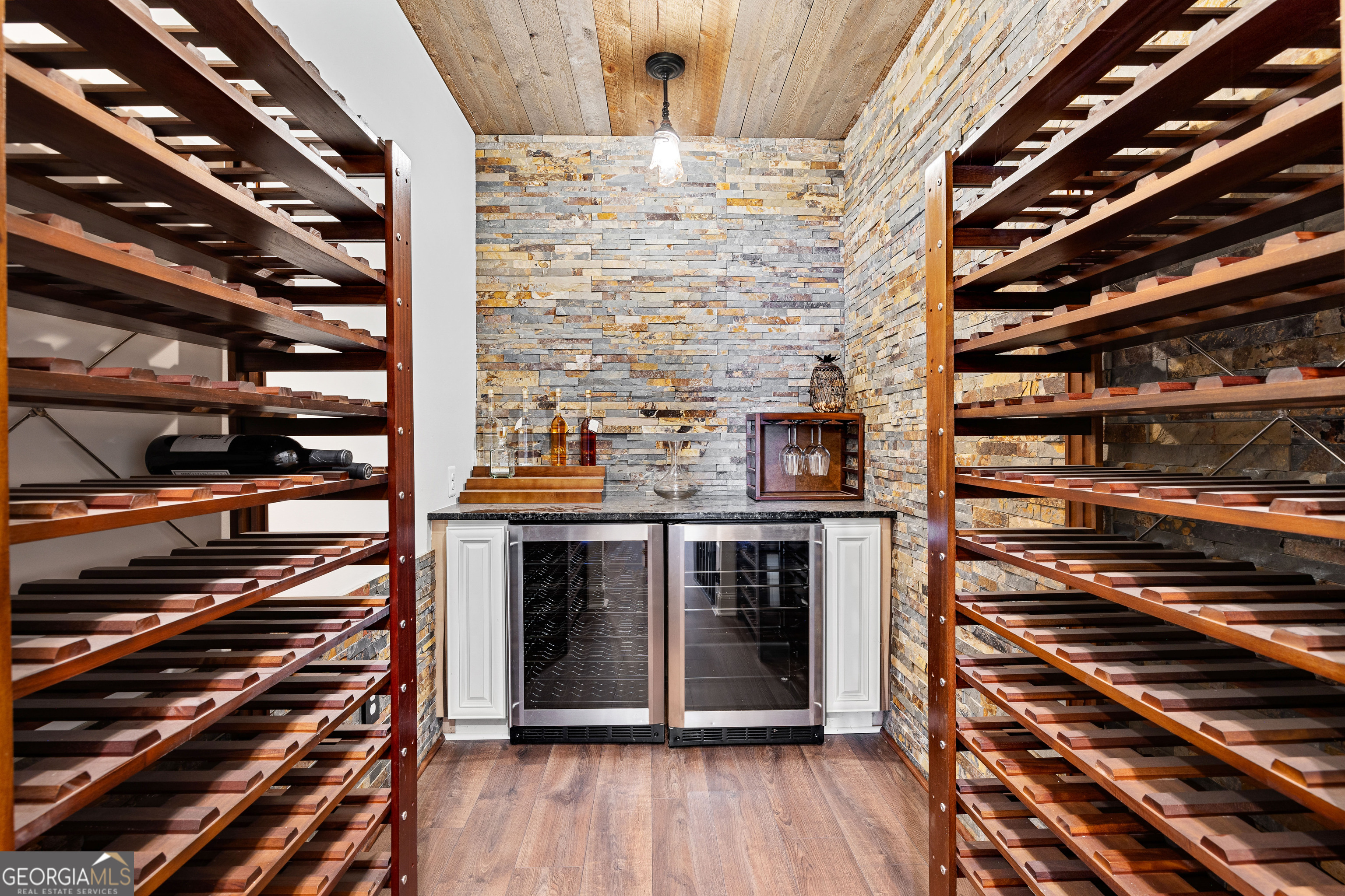 Peachtree City, Georgia 30269, United States, 6 Bedrooms Bedrooms, ,5 BathroomsBathrooms,Residential,Pending,213254