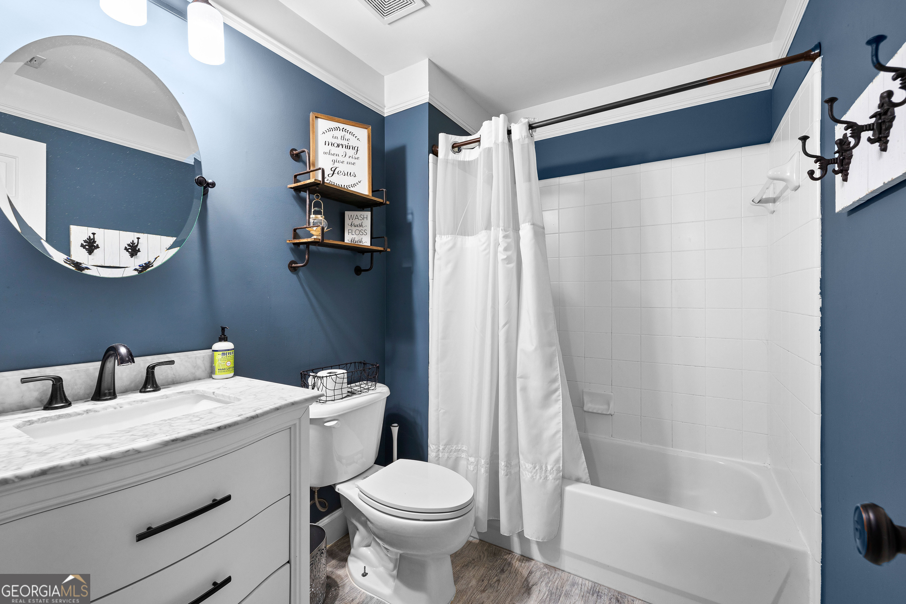 Peachtree City, Georgia 30269, United States, 6 Bedrooms Bedrooms, ,5 BathroomsBathrooms,Residential,Pending,213254