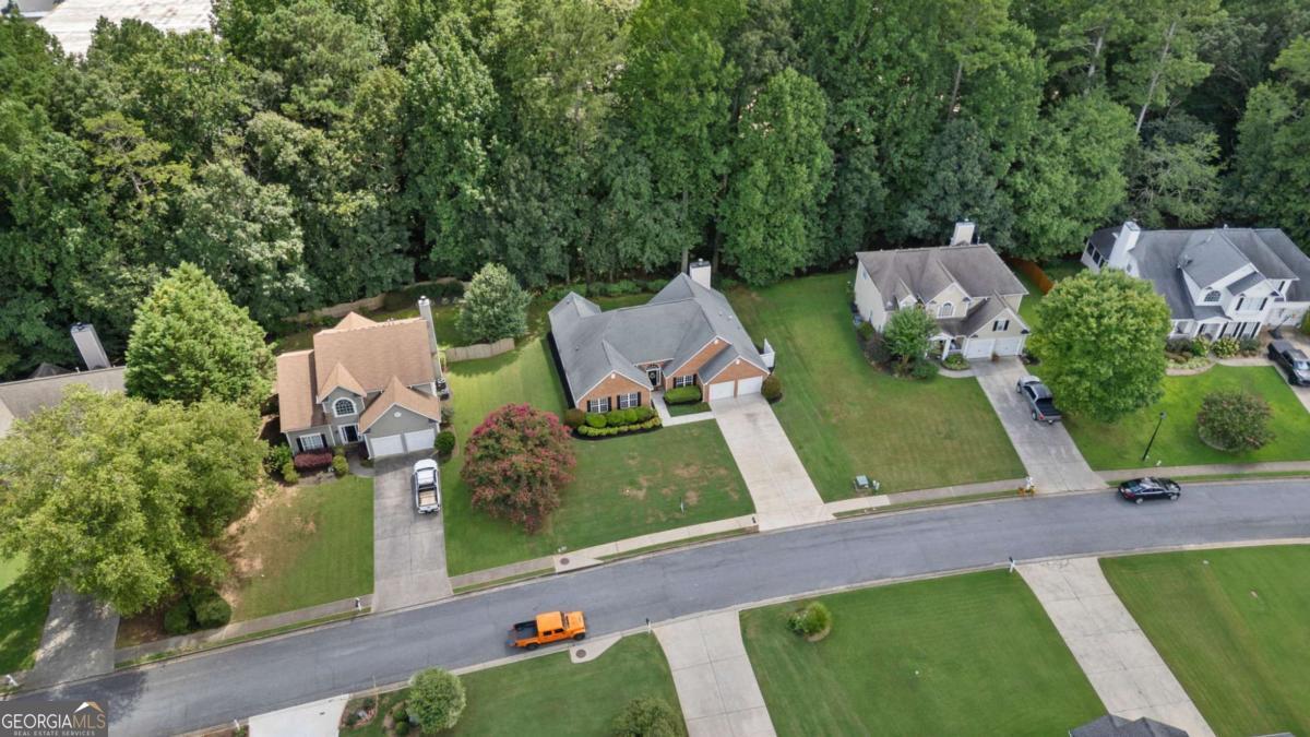 5920 Rives DR