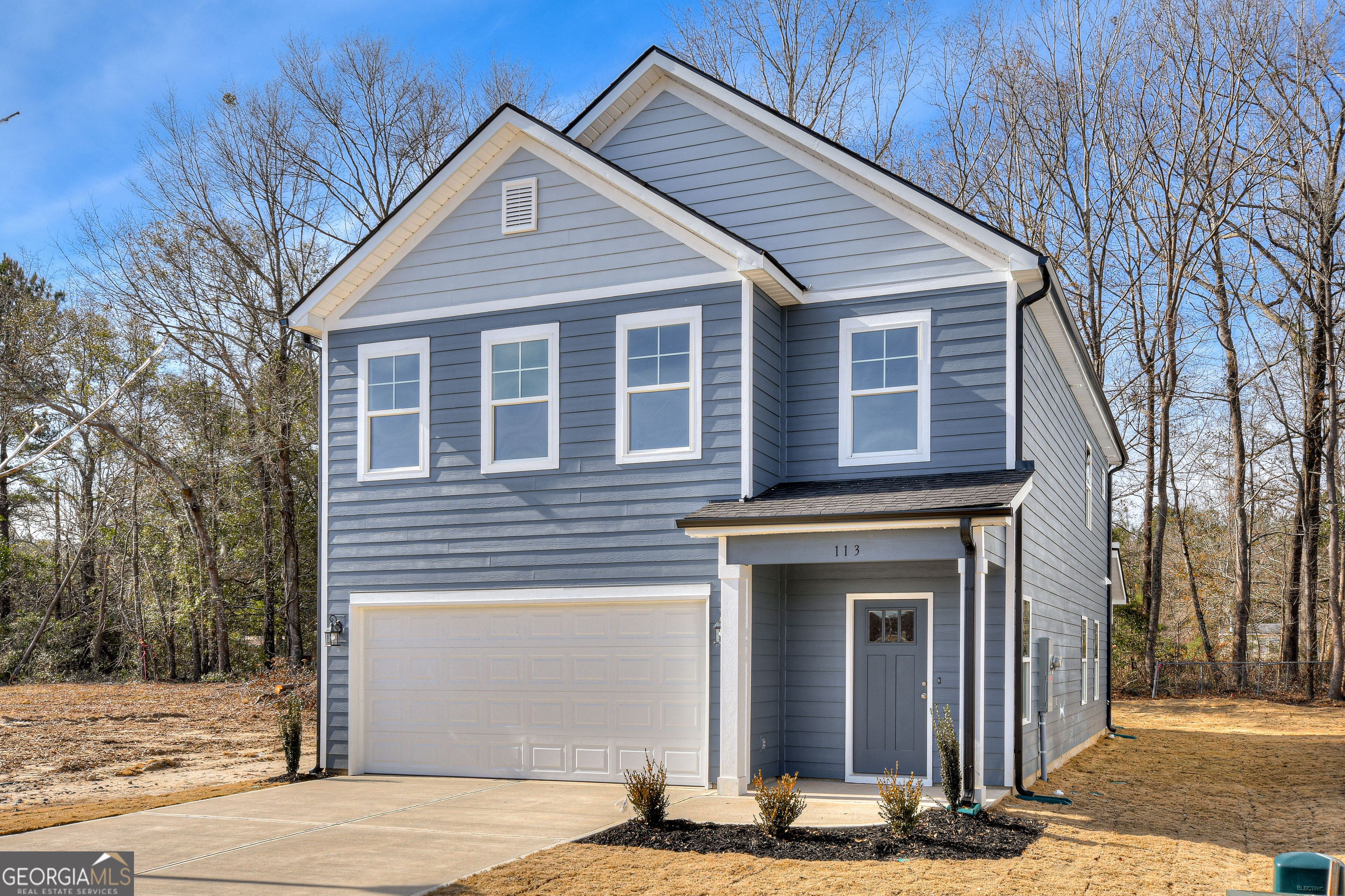 113 Essence DR