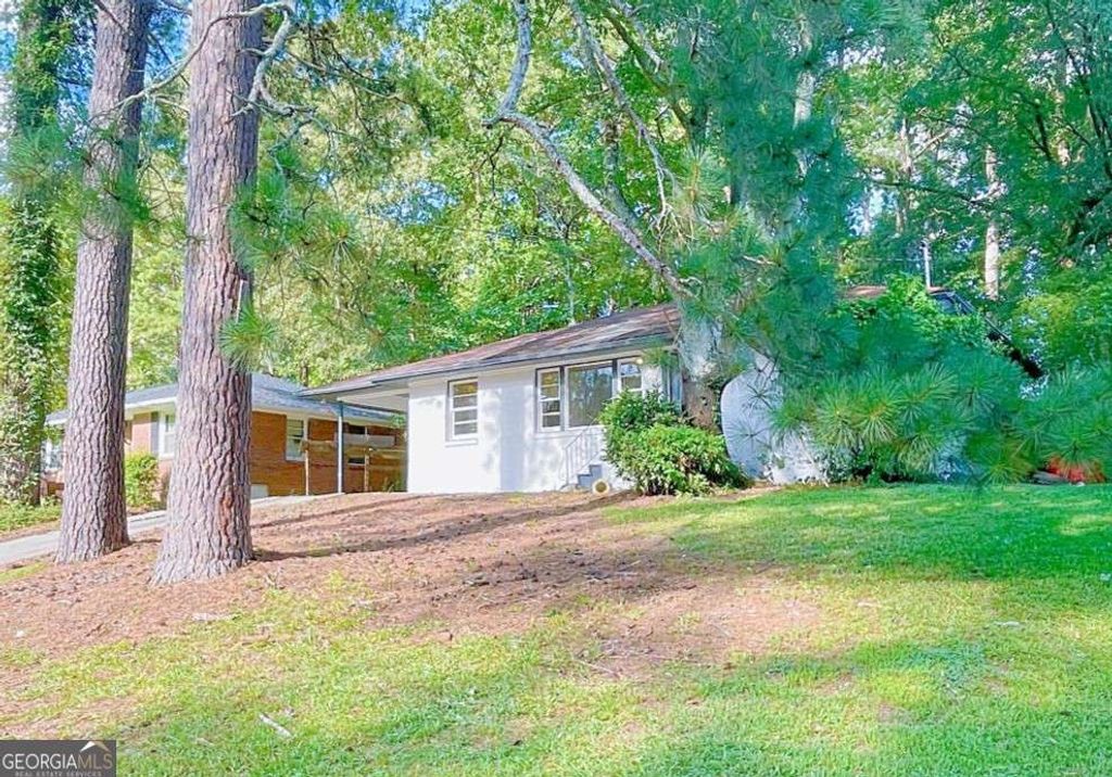 Photo of 2744 Fairlane Drive SE, Atlanta, GA 30354 (MLS # 10715182)