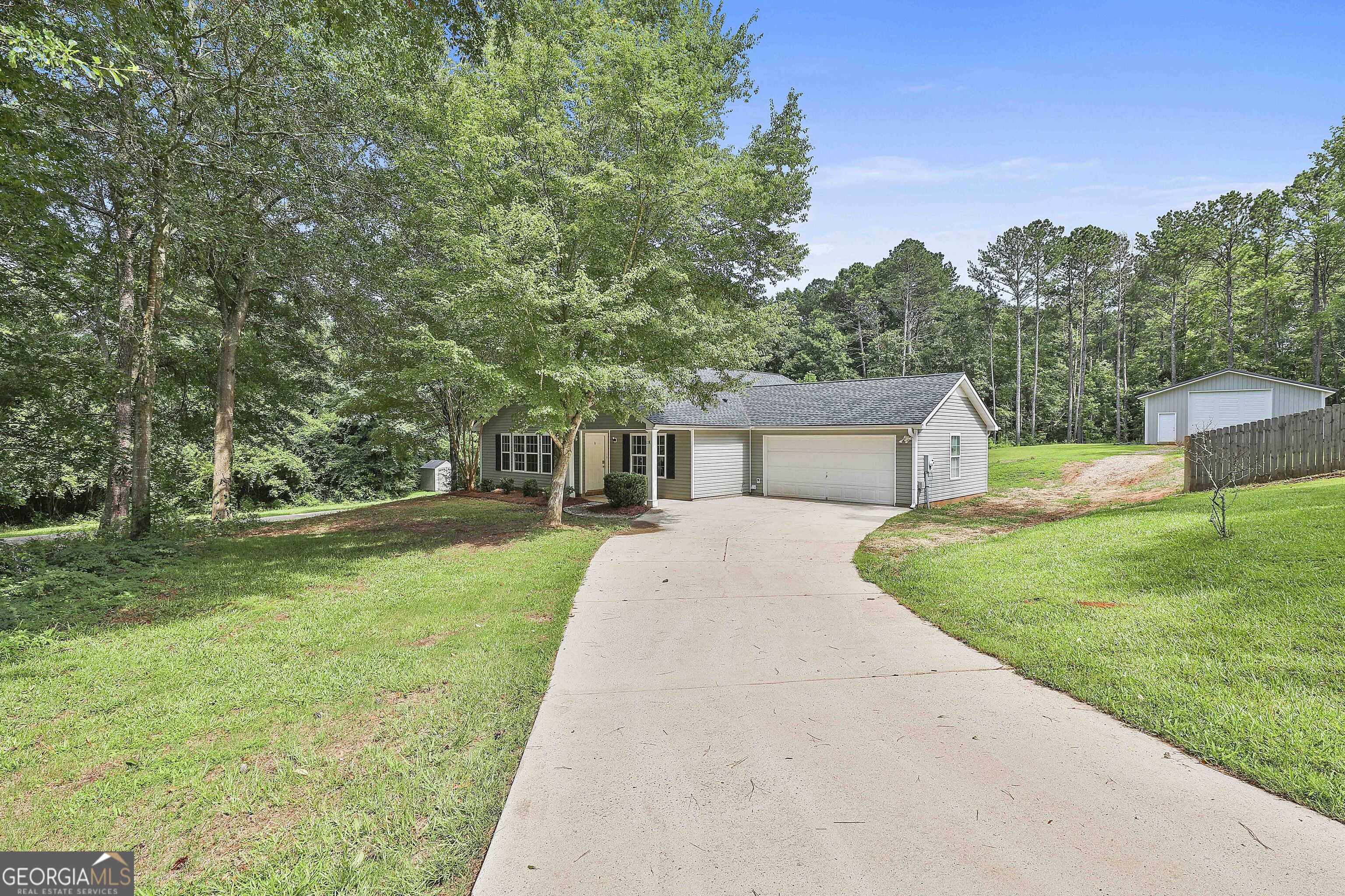 282 Sanders Davis RD