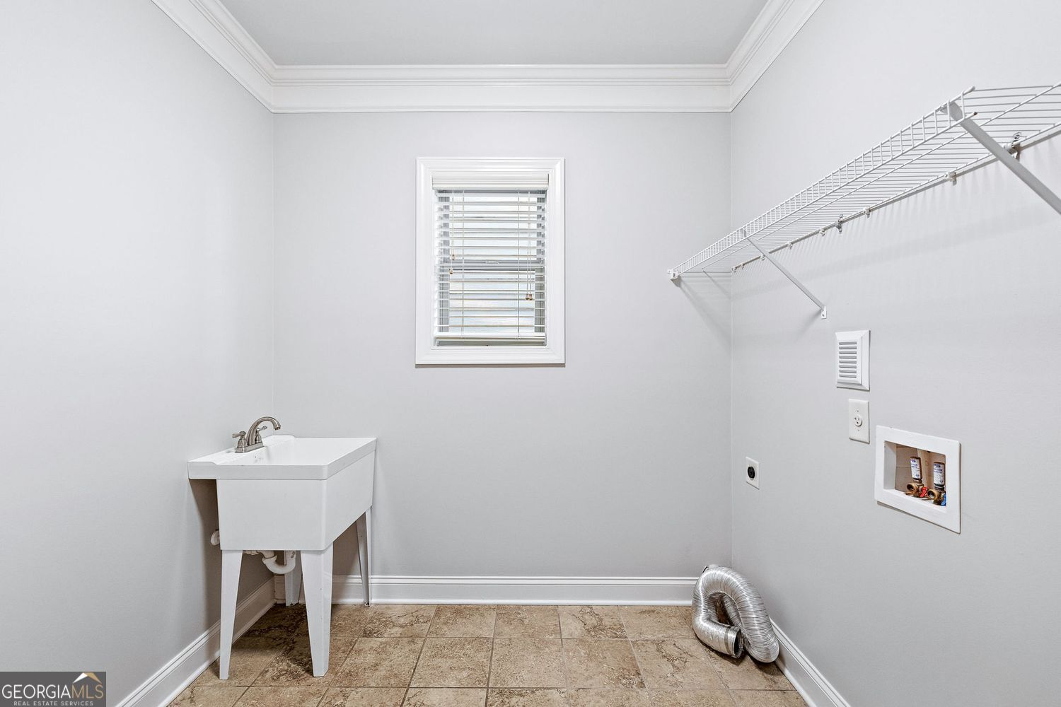 Roswell, Georgia 30076, United States, 4 Bedrooms Bedrooms, ,4 BathroomsBathrooms,Residential,Active,168508