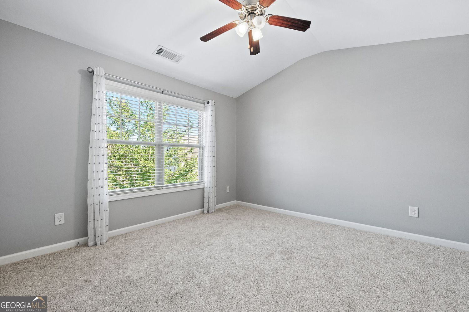 Roswell, Georgia 30076, United States, 4 Bedrooms Bedrooms, ,4 BathroomsBathrooms,Residential,Active,168508