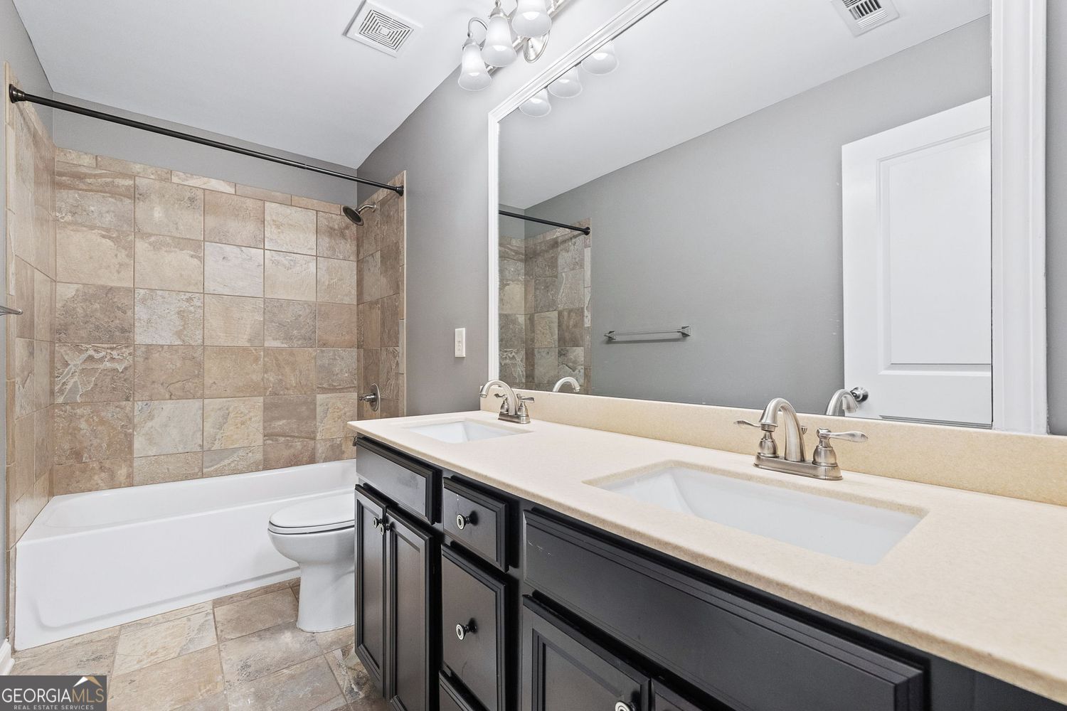 Roswell, Georgia 30076, United States, 4 Bedrooms Bedrooms, ,4 BathroomsBathrooms,Residential,Active,168508