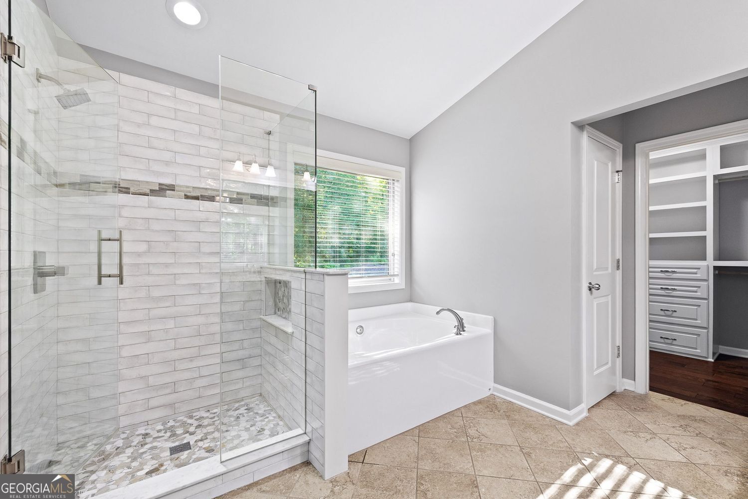 Roswell, Georgia 30076, United States, 4 Bedrooms Bedrooms, ,4 BathroomsBathrooms,Residential,Active,168508