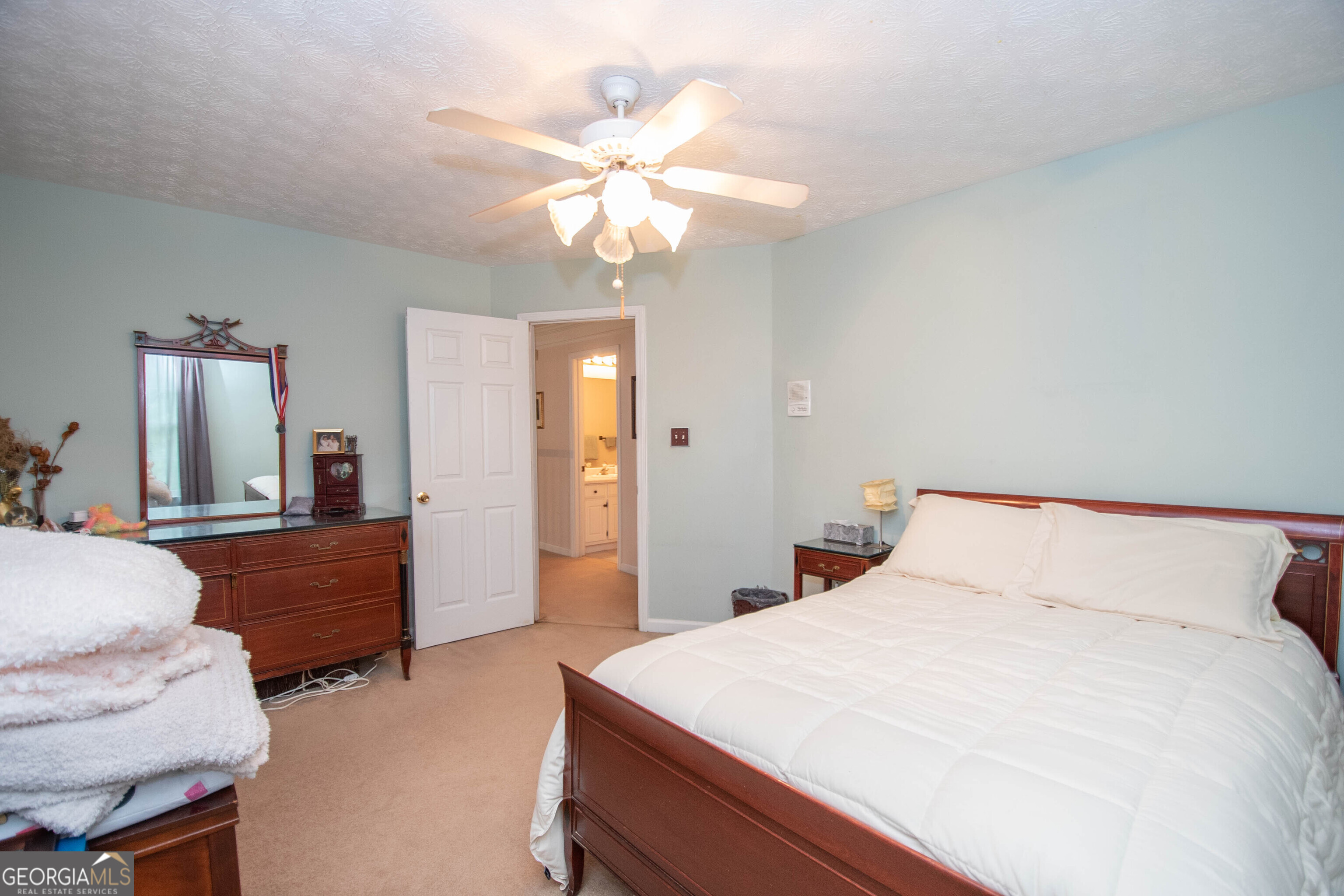 Sharpsburg, Georgia 30277, United States, 3 Bedrooms Bedrooms, ,4 BathroomsBathrooms,Residential,Active,123848