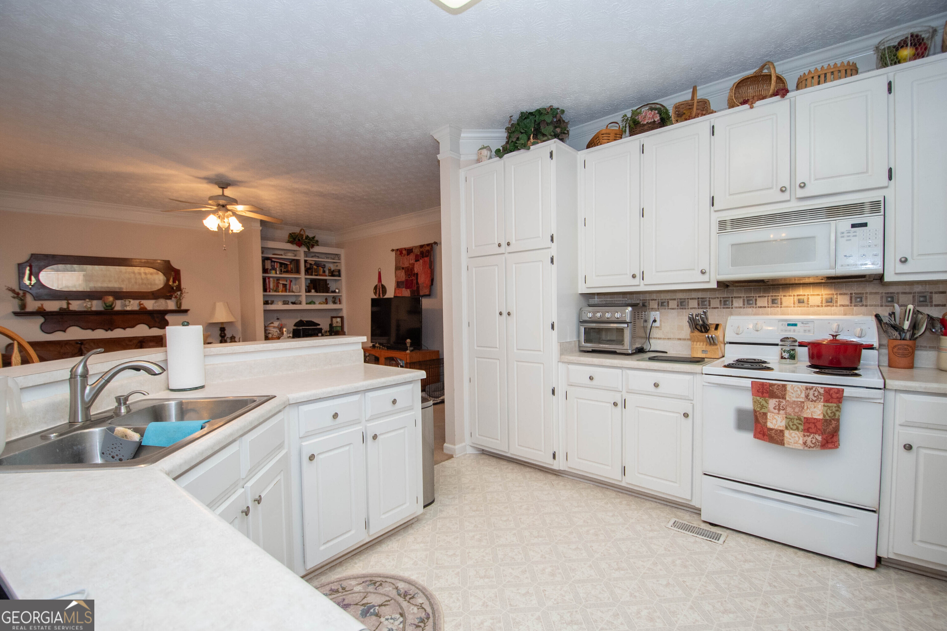 Sharpsburg, Georgia 30277, United States, 3 Bedrooms Bedrooms, ,4 BathroomsBathrooms,Residential,Active,123848