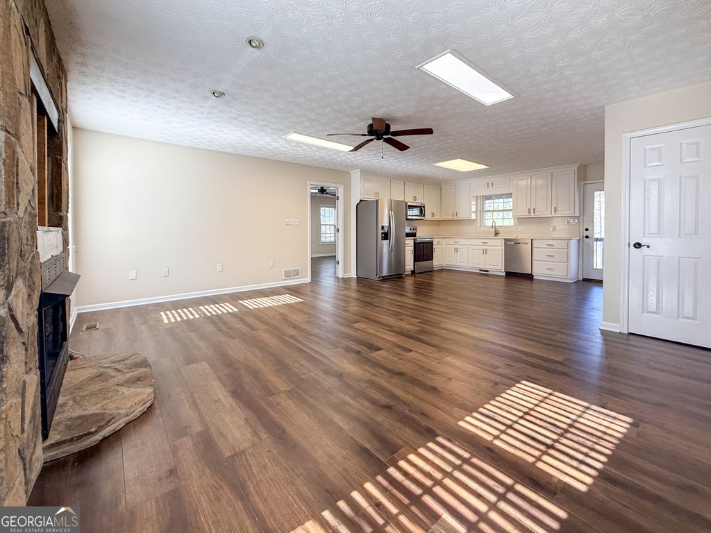 Photo of 499 Old Deer Path Way, Cleveland, GA 30528 (MLS # 10782326)