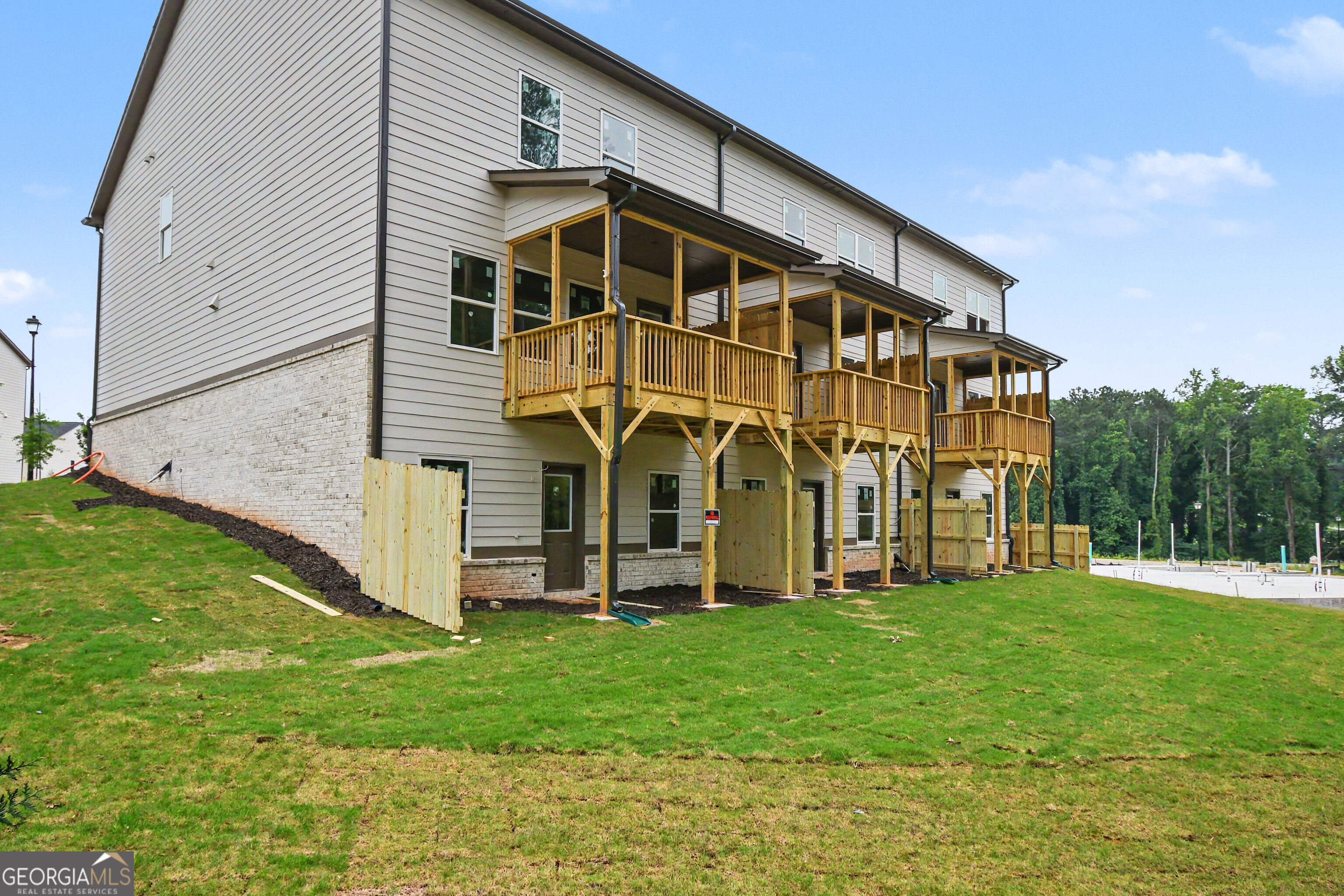 4253 Fern River TRL 12