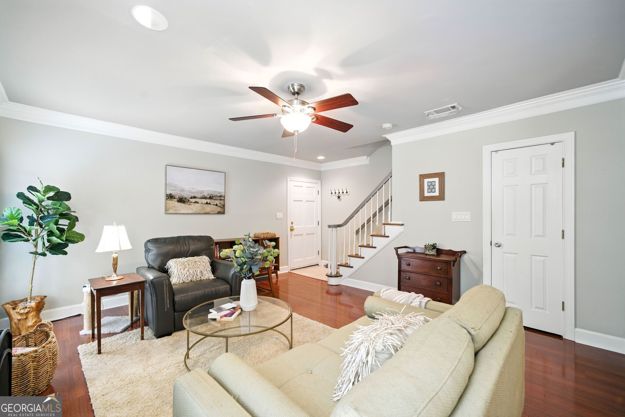 44 Mount Vernon CIR