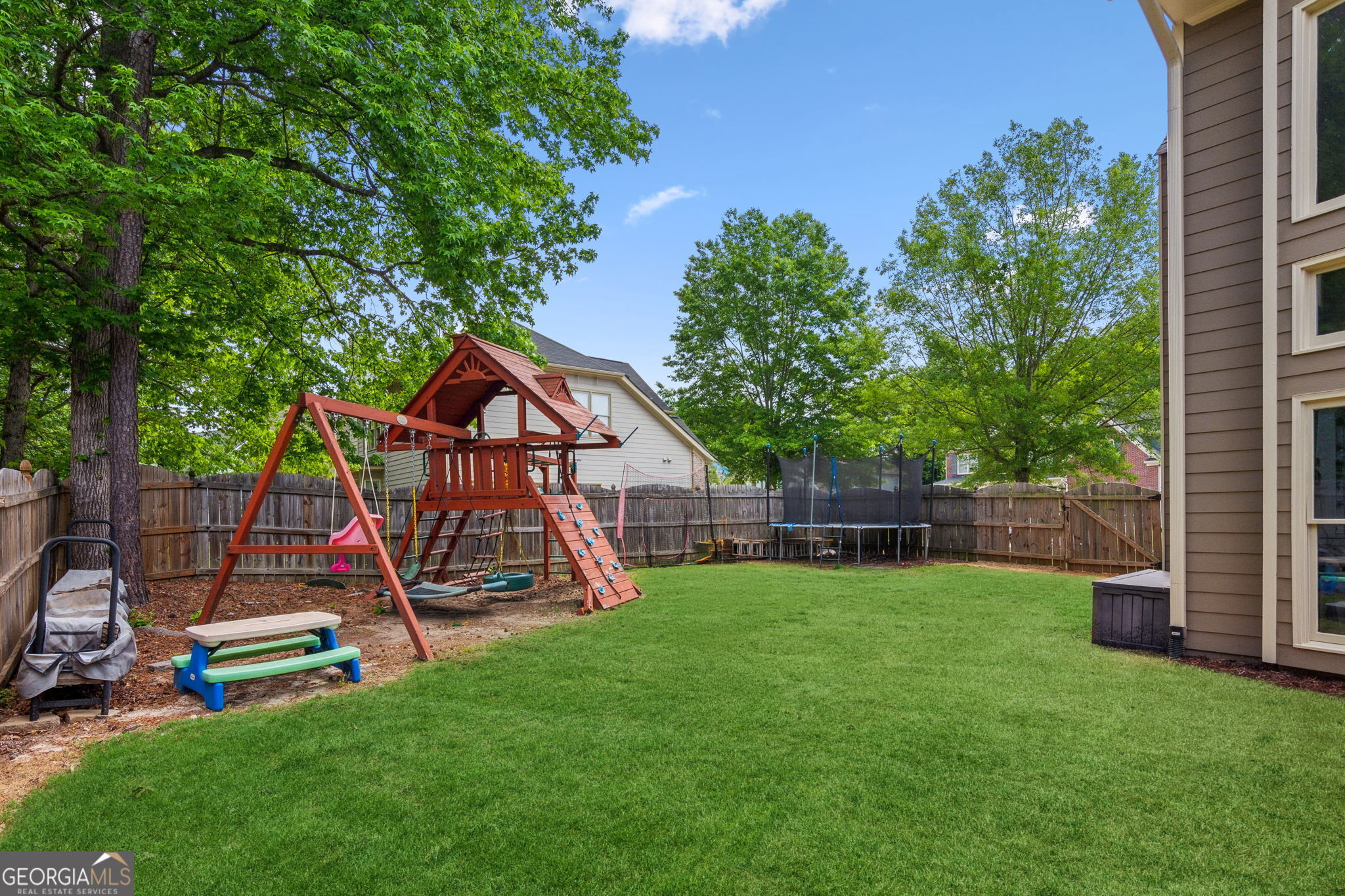 1005 Anise CT