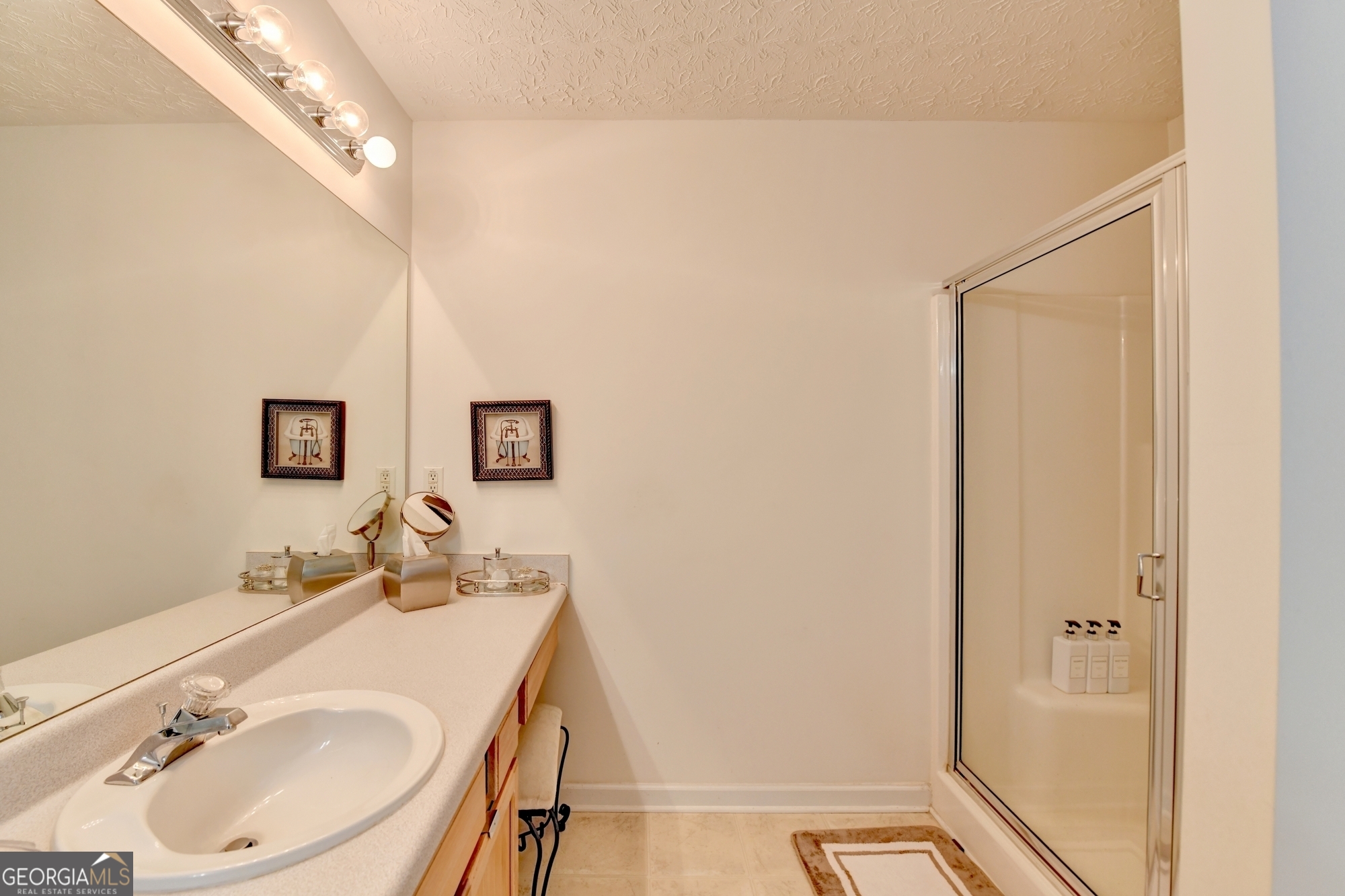 Loganville, Georgia 30052, United States, 3 Bedrooms Bedrooms, ,2 BathroomsBathrooms,Residential,Pending,18487