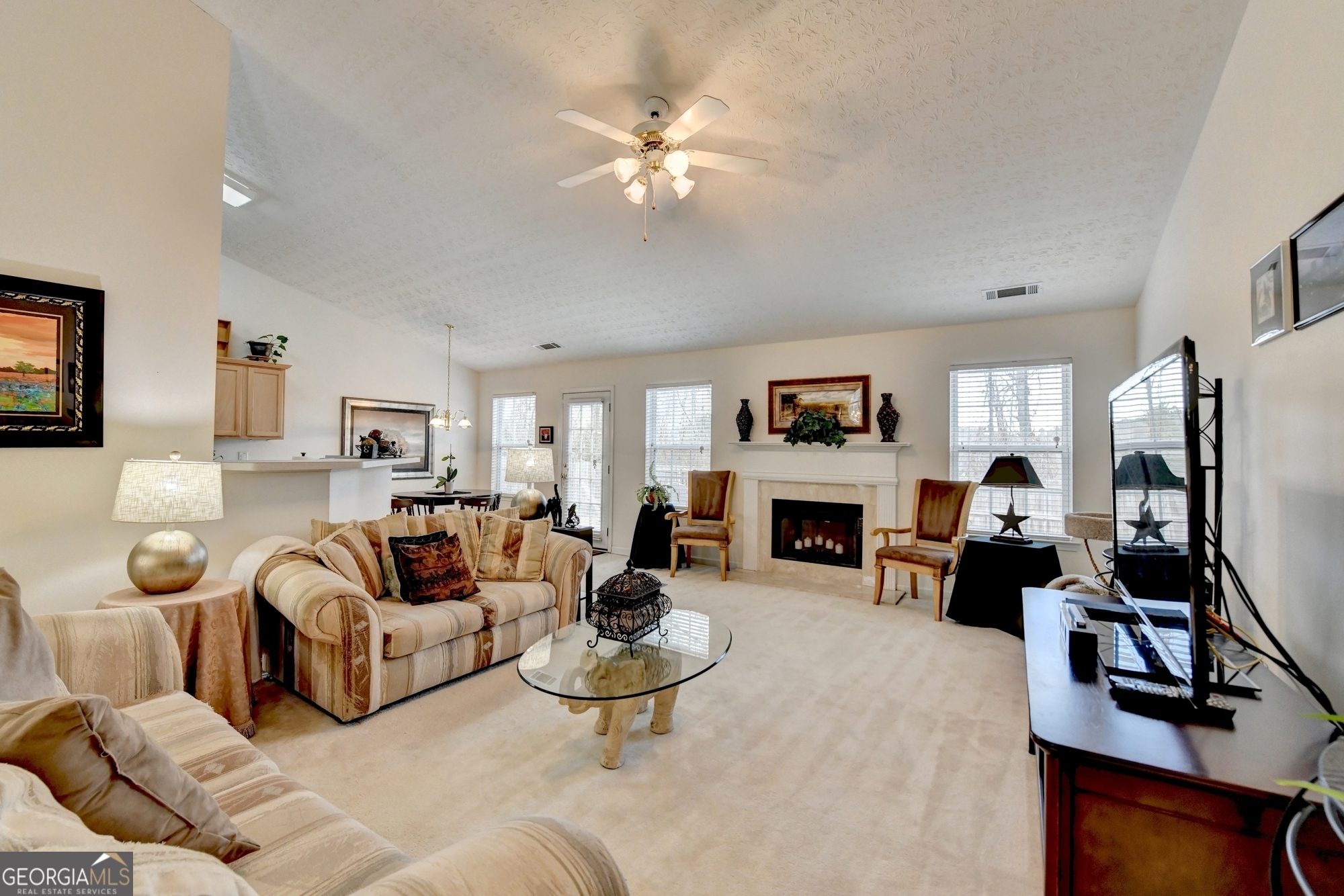 Loganville, Georgia 30052, United States, 3 Bedrooms Bedrooms, ,2 BathroomsBathrooms,Residential,Pending,18487