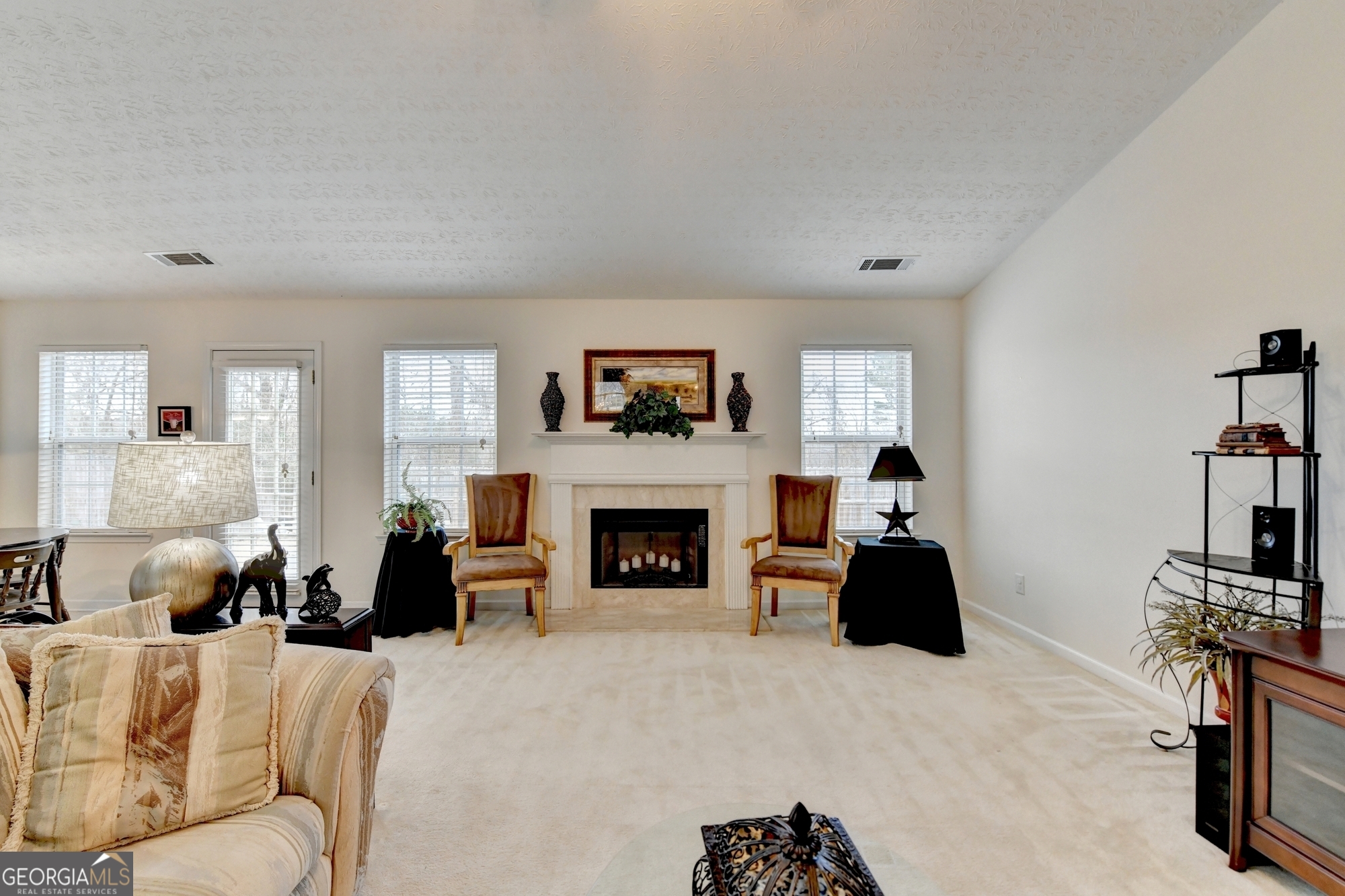 Loganville, Georgia 30052, United States, 3 Bedrooms Bedrooms, ,2 BathroomsBathrooms,Residential,Pending,18487