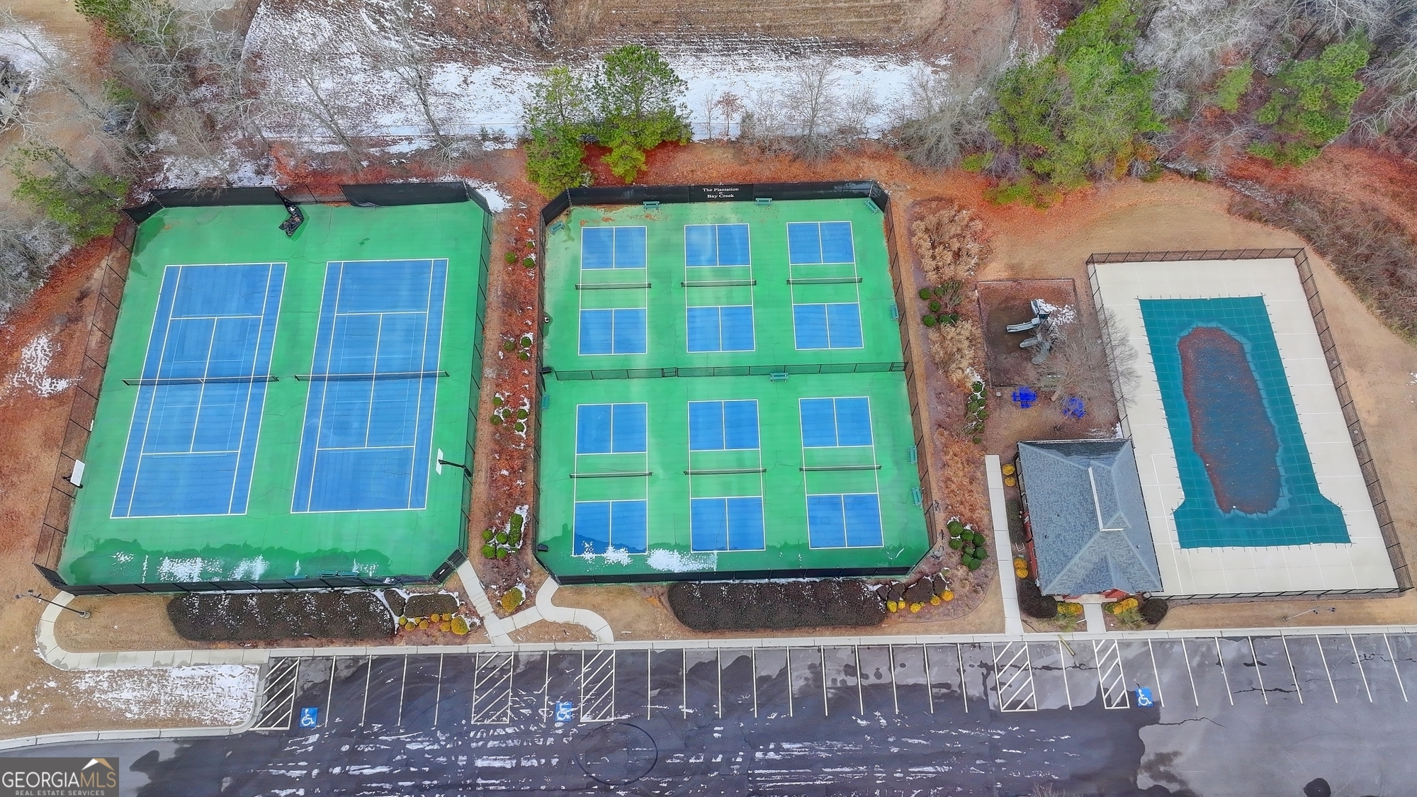 Loganville, Georgia 30052, United States, 3 Bedrooms Bedrooms, ,2 BathroomsBathrooms,Residential,Pending,18487