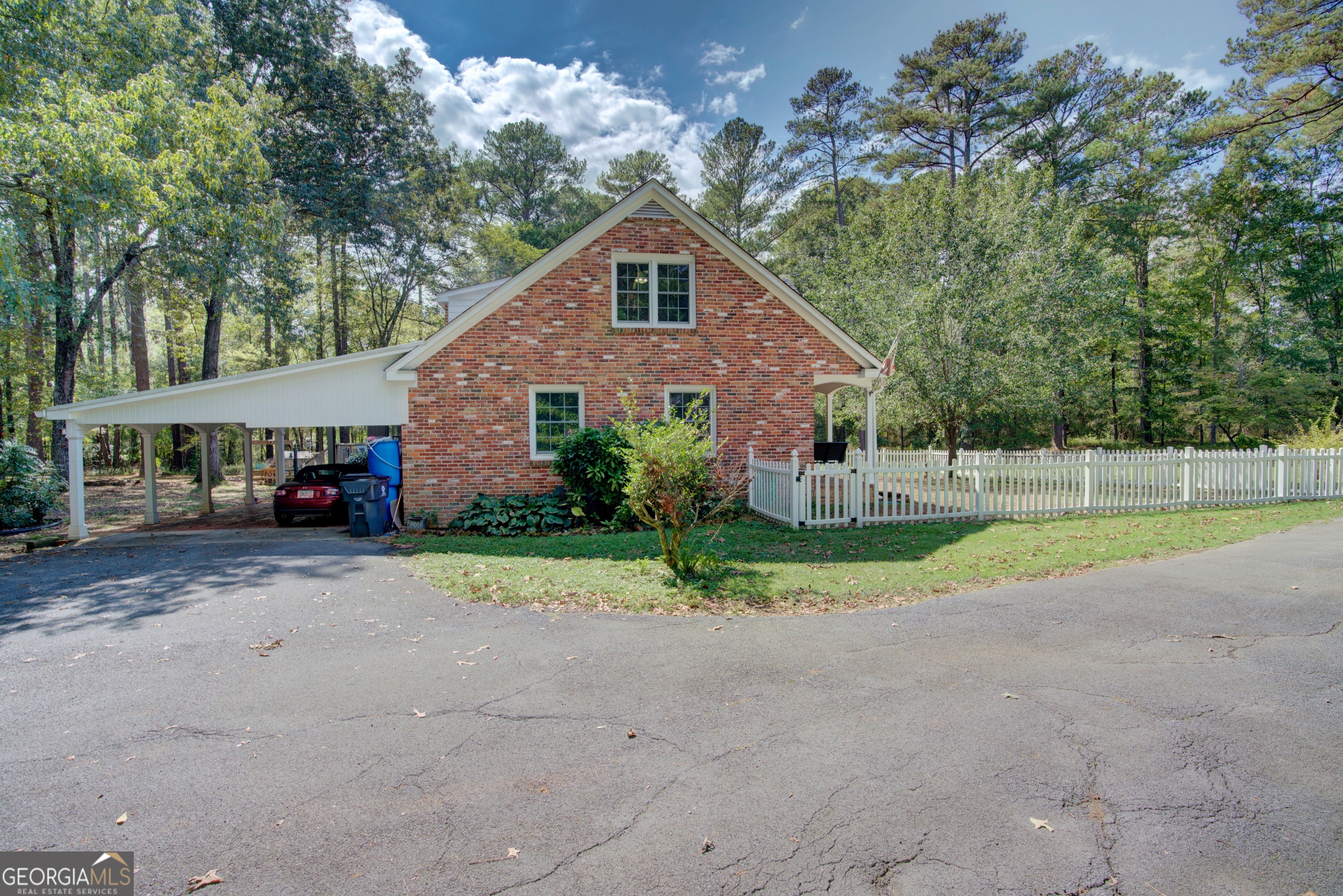 521 W John Hand RD