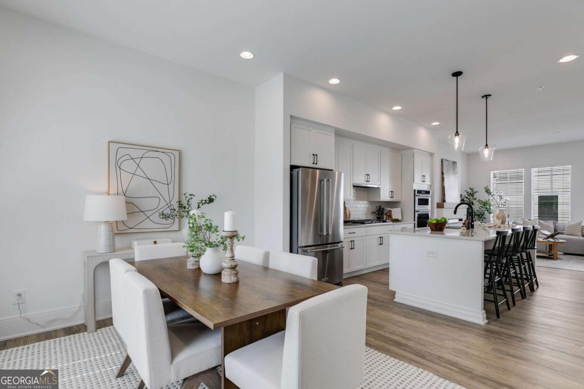 1033 Division ST NW 33