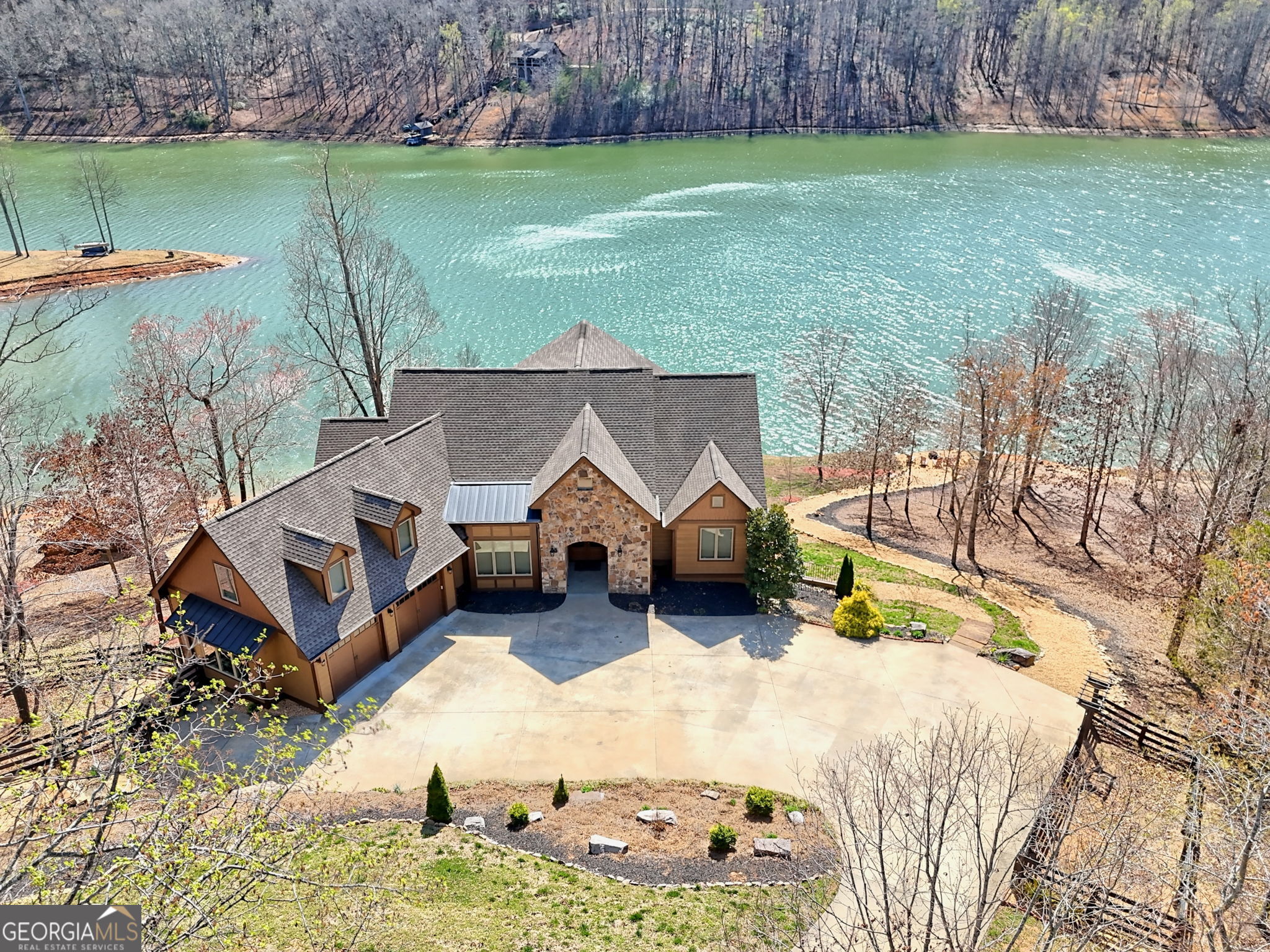 97 E Lake Laceola RD S