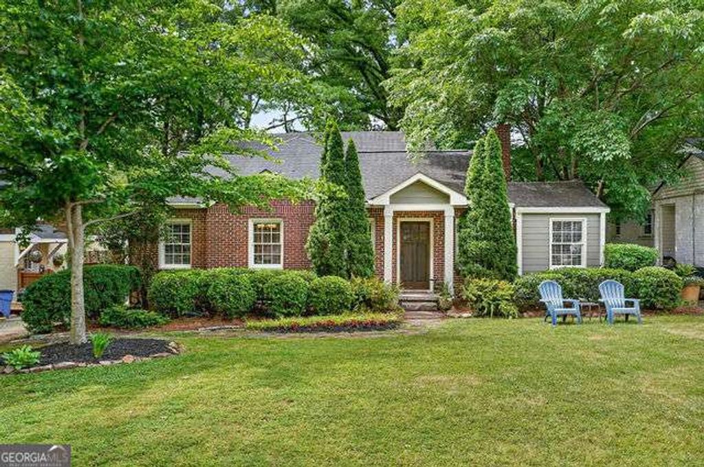 Photo of 123 Mimosa Place, Decatur, GA 30030 (MLS # 10760029)