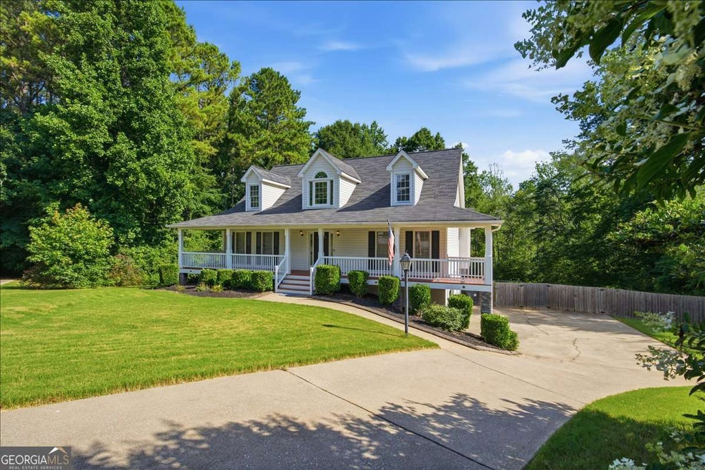 Photo of 923 Whitby Drive, Douglasville, GA 30134 (MLS # 10795978)