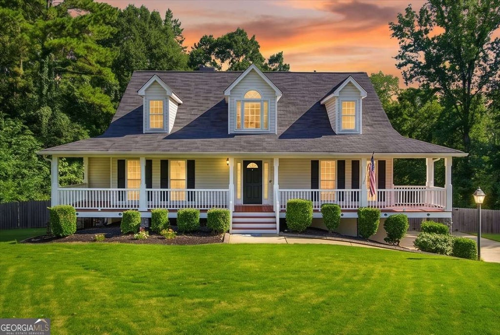 Photo of 923 Whitby Drive, Douglasville, GA 30134 (MLS # 10795978)